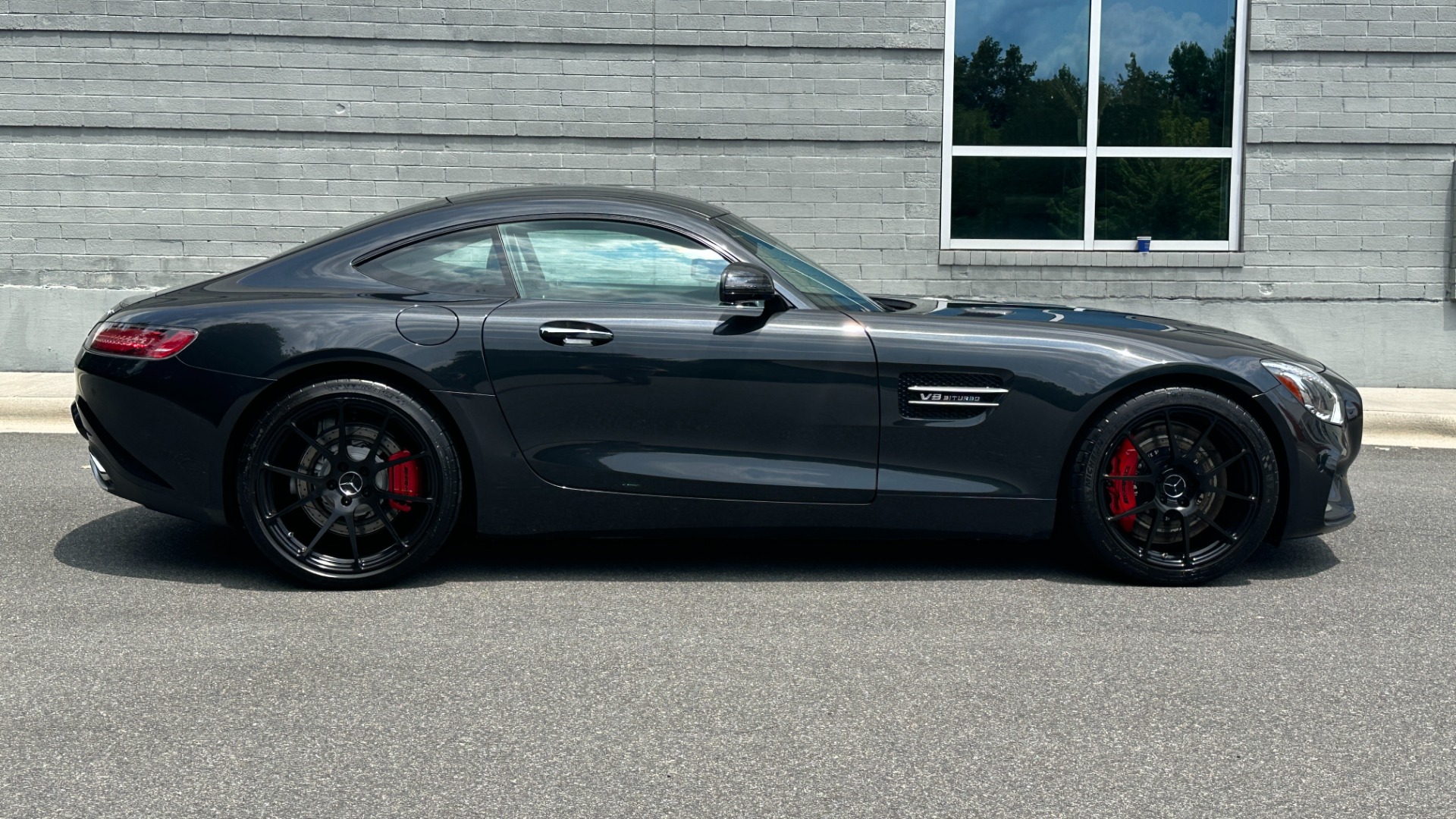 Used 2016 Mercedes-Benz AMG GT S / CARBON FIBER / EXCLUSIVE INTERIOR / RED CALIPERS / GLASS ROOF for sale Sold at Formula Imports in Charlotte NC 28227 3