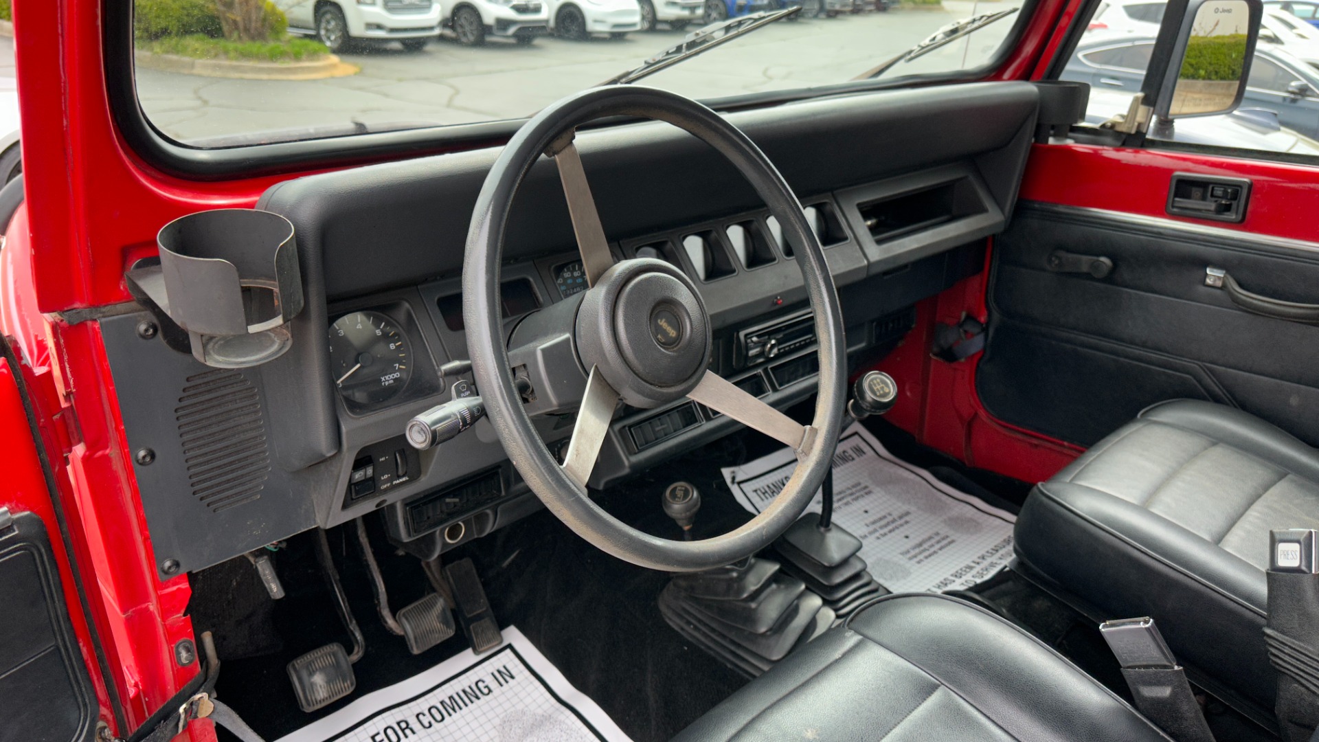 Used 1995 Jeep WRANGLER SOFT TOP / 4CYL ENGINE / 5SPD GEARBOX / BUMPERS / AC / UPGRADED RADIO for sale $8,900 at Formula Imports in Charlotte NC 28227 11