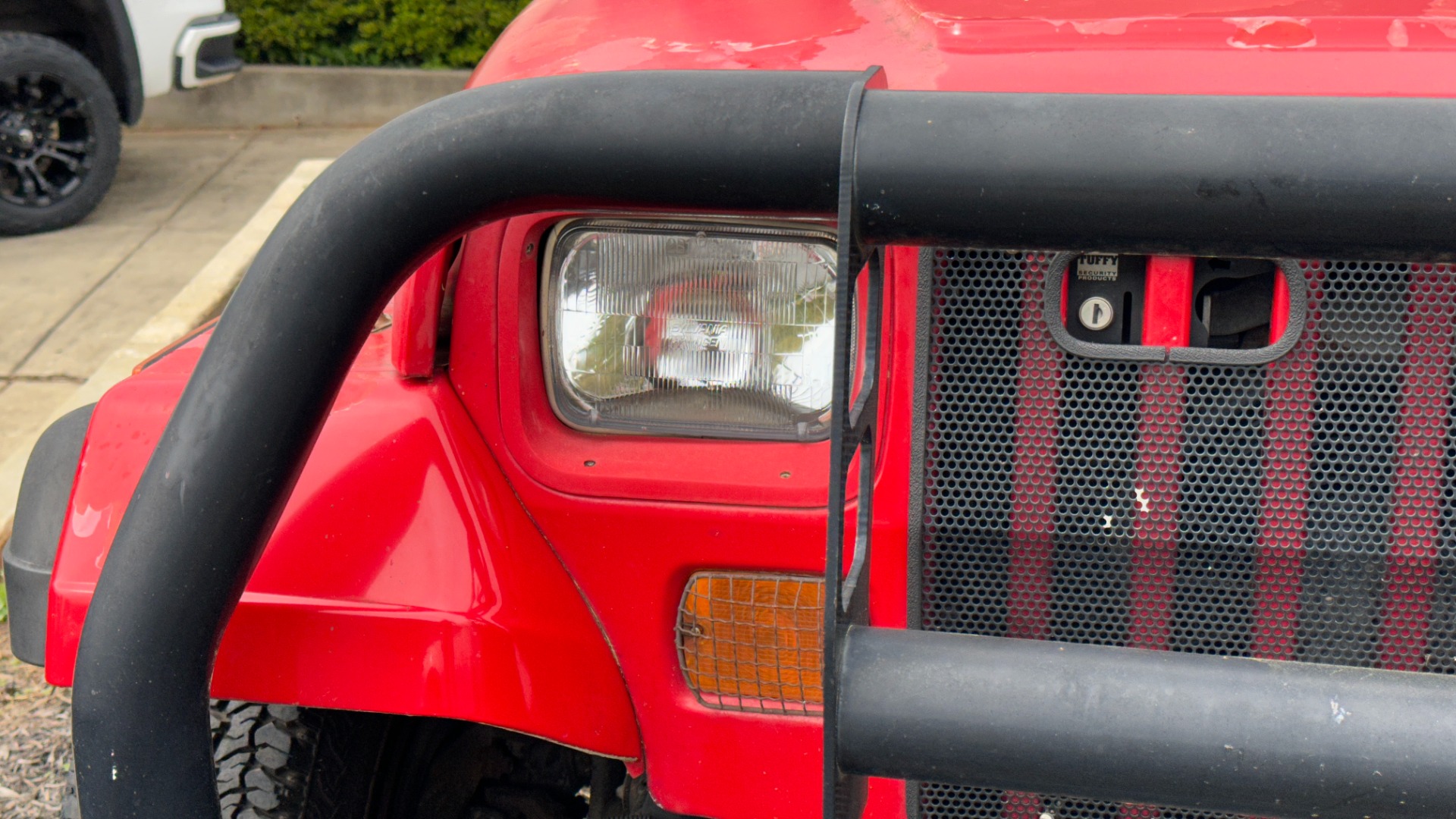 Used 1995 Jeep WRANGLER SOFT TOP / 4CYL ENGINE / 5SPD GEARBOX / BUMPERS / AC / UPGRADED RADIO for sale $8,900 at Formula Imports in Charlotte NC 28227 45