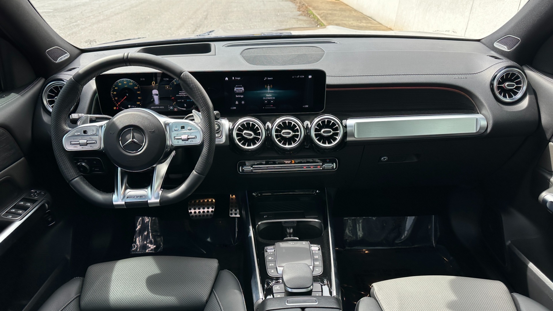 Used 2021 Mercedes-Benz GLB AMG GLB 35 / BURMESTER SOUND / NAPPA LEATHER / PERF STEERING / MATTE AMG WH for sale $53,495 at Formula Imports in Charlotte NC 28227 28