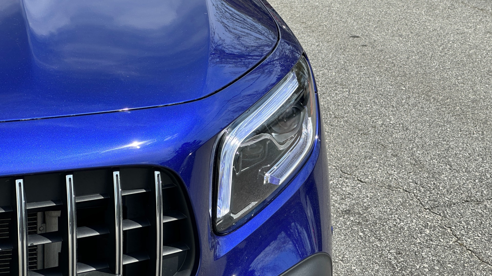 Used 2021 Mercedes-Benz GLB AMG GLB 35 / BURMESTER SOUND / NAPPA LEATHER / PERF STEERING / MATTE AMG WH for sale $53,495 at Formula Imports in Charlotte NC 28227 43