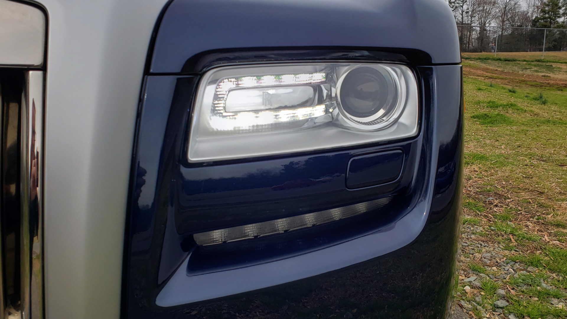 Used 2013 Rolls-Royce GHOST FTR SLCT 2/ NAV/ PANO-ROOF/ LN DEPART/ NIGHT VSN/ REARVIEW for sale Sold at Formula Imports in Charlotte NC 28227 11