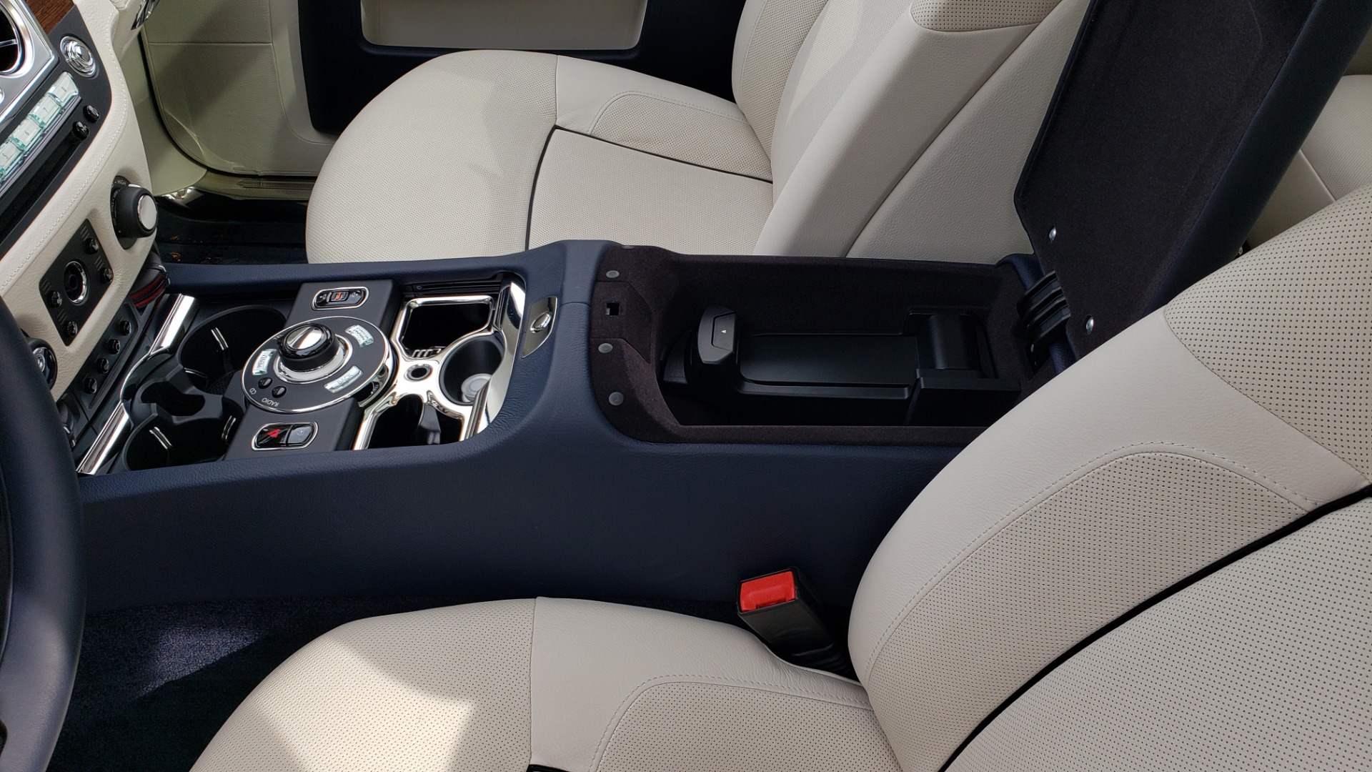 Used 2013 Rolls-Royce GHOST FTR SLCT 2/ NAV/ PANO-ROOF/ LN DEPART/ NIGHT VSN/ REARVIEW for sale Sold at Formula Imports in Charlotte NC 28227 56