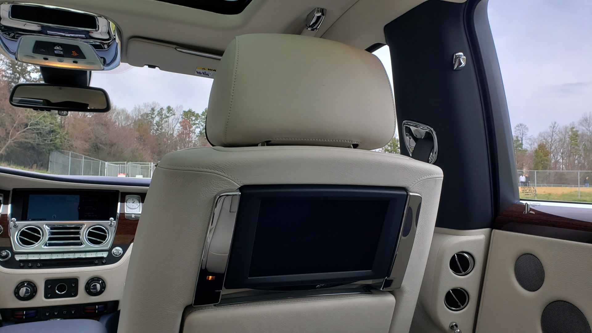 Used 2013 Rolls-Royce GHOST FTR SLCT 2/ NAV/ PANO-ROOF/ LN DEPART/ NIGHT VSN/ REARVIEW for sale Sold at Formula Imports in Charlotte NC 28227 68