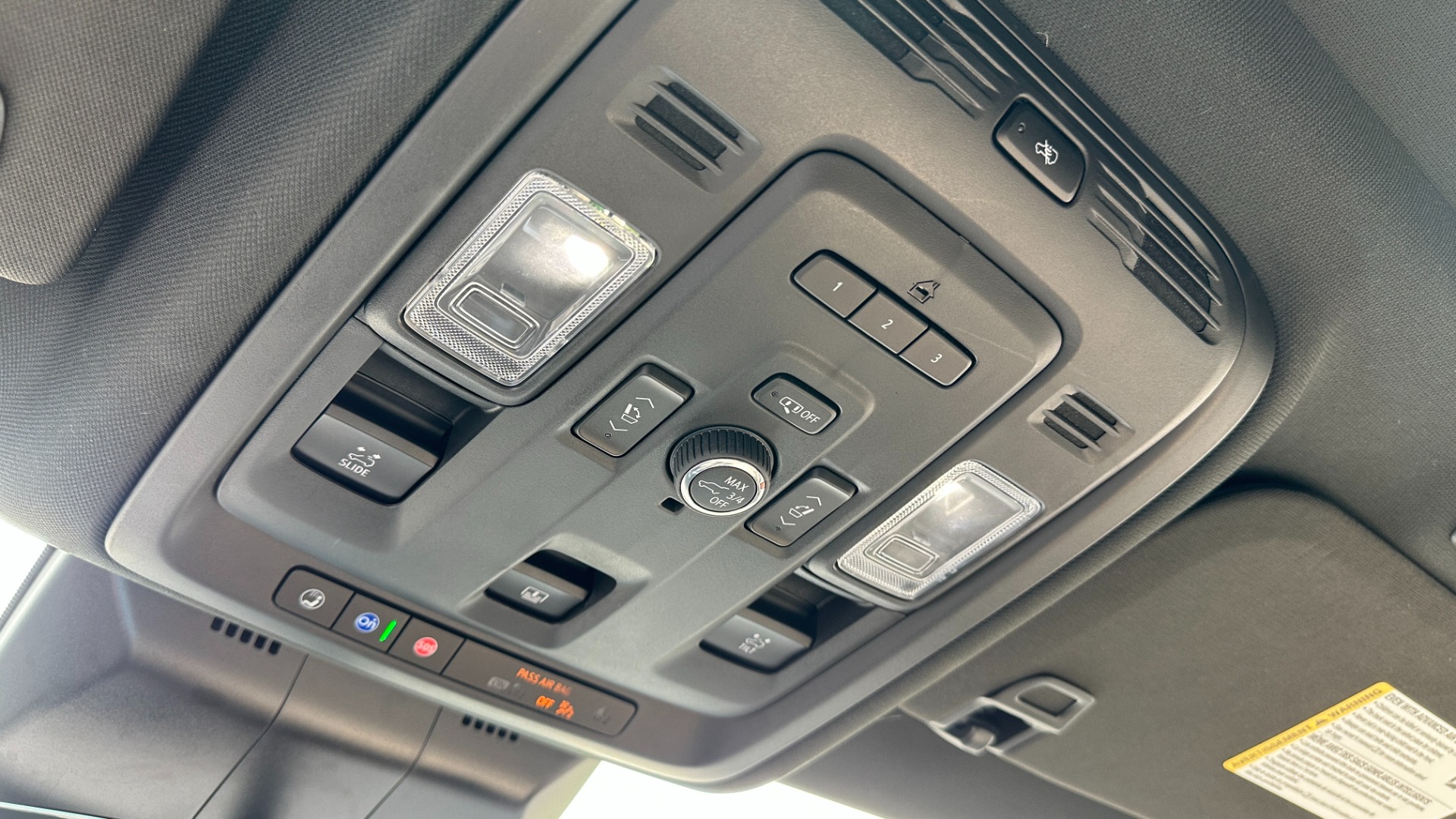 Used 2021 Cadillac Escalade SPORT / SUPER CRUISE / NIGHT VISION / REAR SEAT ENTERTAINMENT / PWR SIDE ST for sale Sold at Formula Imports in Charlotte NC 28227 22