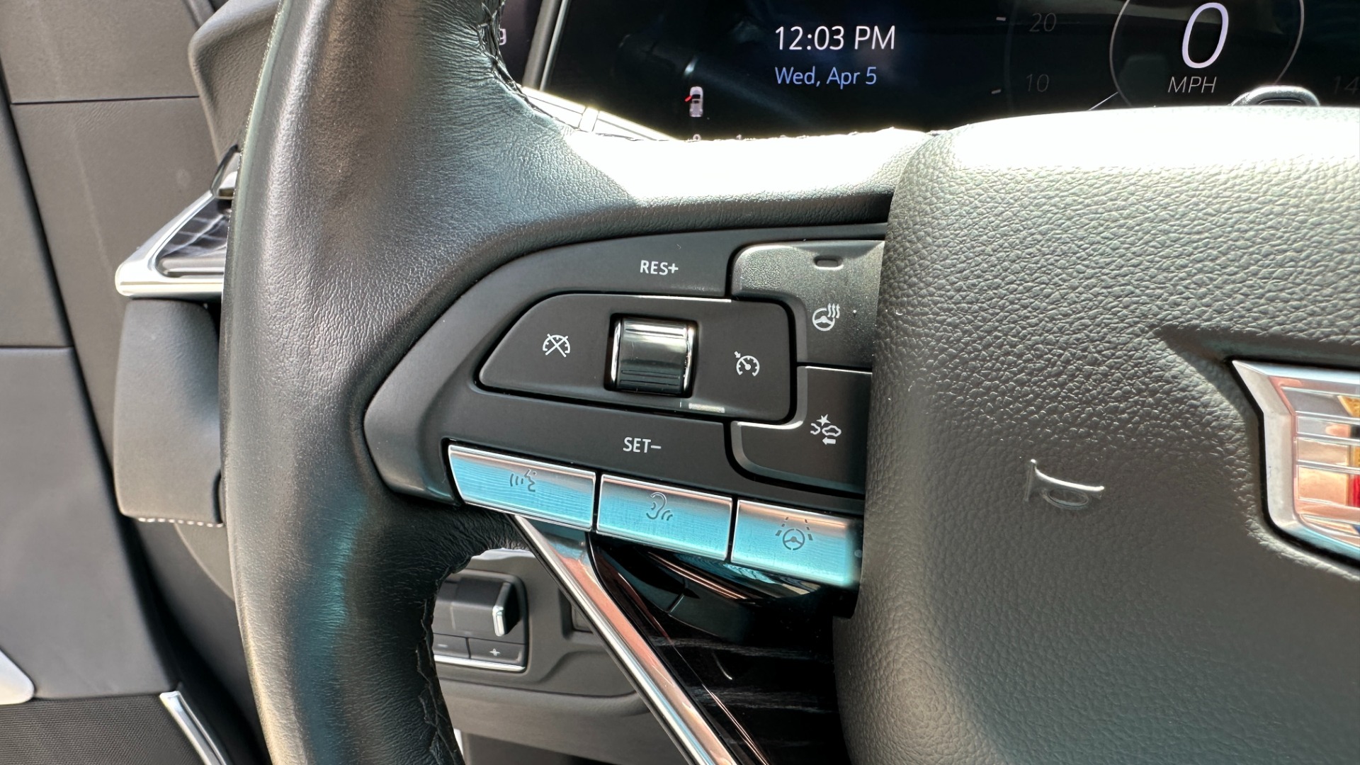Used 2021 Cadillac Escalade SPORT / SUPER CRUISE / NIGHT VISION / REAR SEAT ENTERTAINMENT / PWR SIDE ST for sale Sold at Formula Imports in Charlotte NC 28227 23