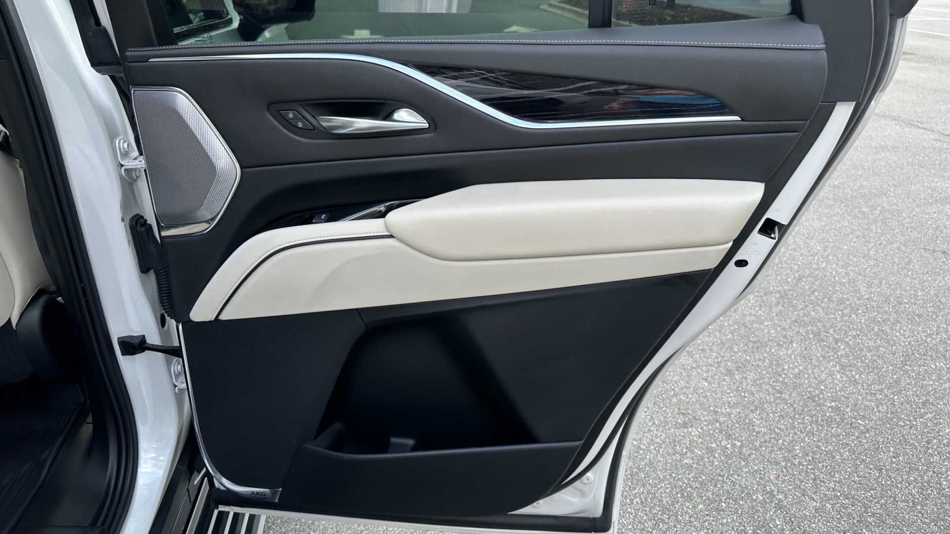 Used 2021 Cadillac Escalade SPORT / SUPER CRUISE / NIGHT VISION / REAR SEAT ENTERTAINMENT / PWR SIDE ST for sale Sold at Formula Imports in Charlotte NC 28227 39