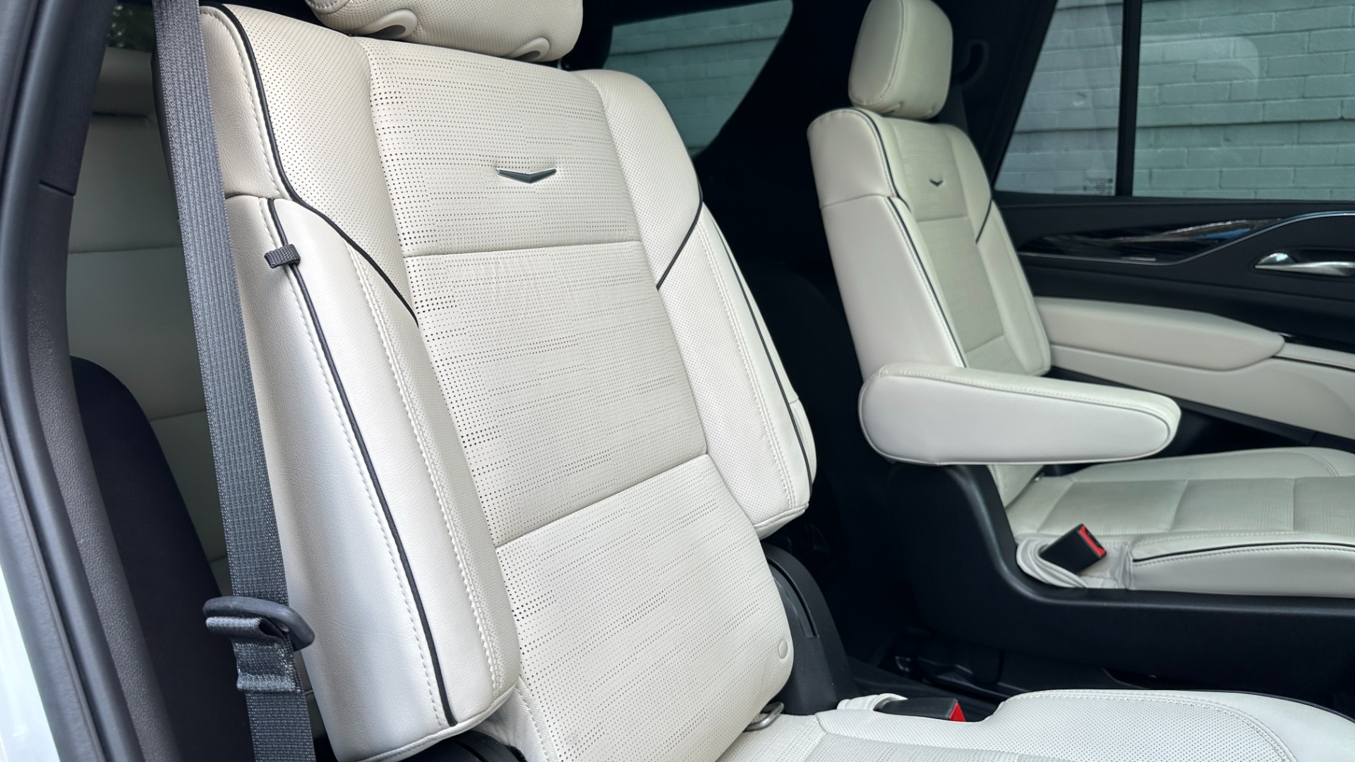 Used 2021 Cadillac Escalade SPORT / SUPER CRUISE / NIGHT VISION / REAR SEAT ENTERTAINMENT / PWR SIDE ST for sale Sold at Formula Imports in Charlotte NC 28227 42