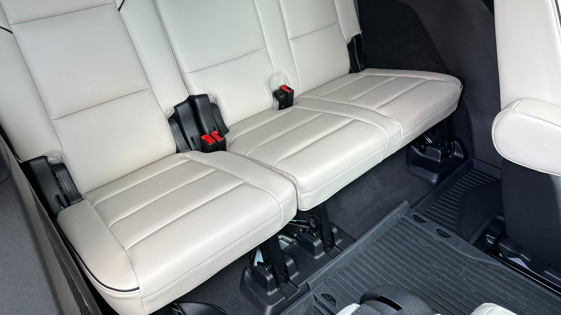 Used 2021 Cadillac Escalade SPORT / SUPER CRUISE / NIGHT VISION / REAR SEAT ENTERTAINMENT / PWR SIDE ST for sale Sold at Formula Imports in Charlotte NC 28227 45
