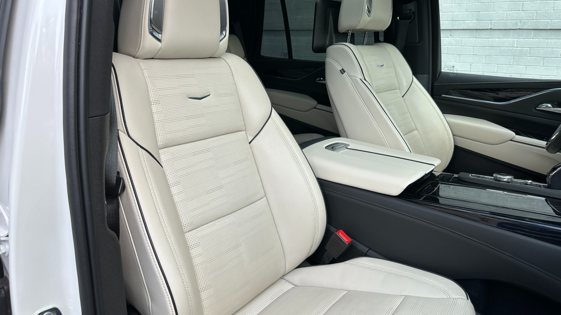 Used 2021 Cadillac Escalade SPORT / SUPER CRUISE / NIGHT VISION / REAR SEAT ENTERTAINMENT / PWR SIDE ST for sale Sold at Formula Imports in Charlotte NC 28227 50