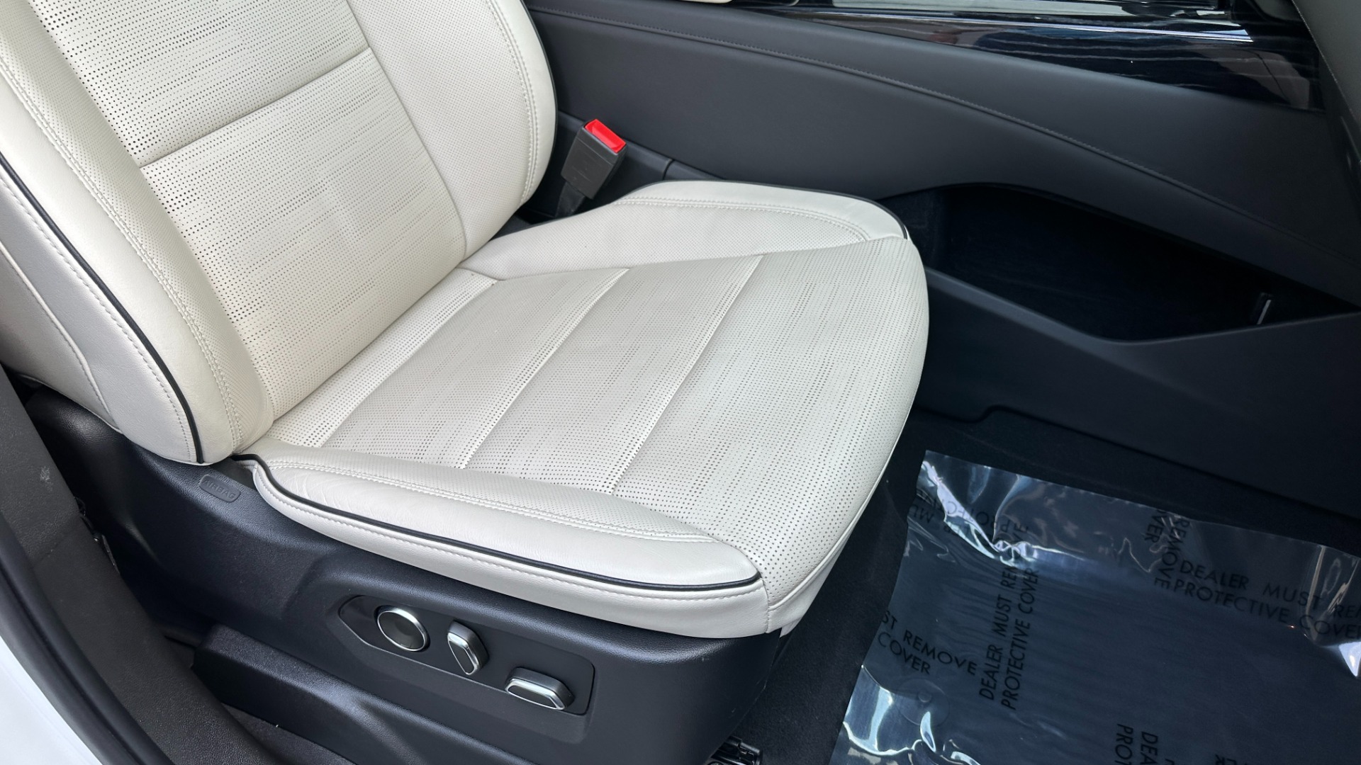 Used 2021 Cadillac Escalade SPORT / SUPER CRUISE / NIGHT VISION / REAR SEAT ENTERTAINMENT / PWR SIDE ST for sale Sold at Formula Imports in Charlotte NC 28227 51