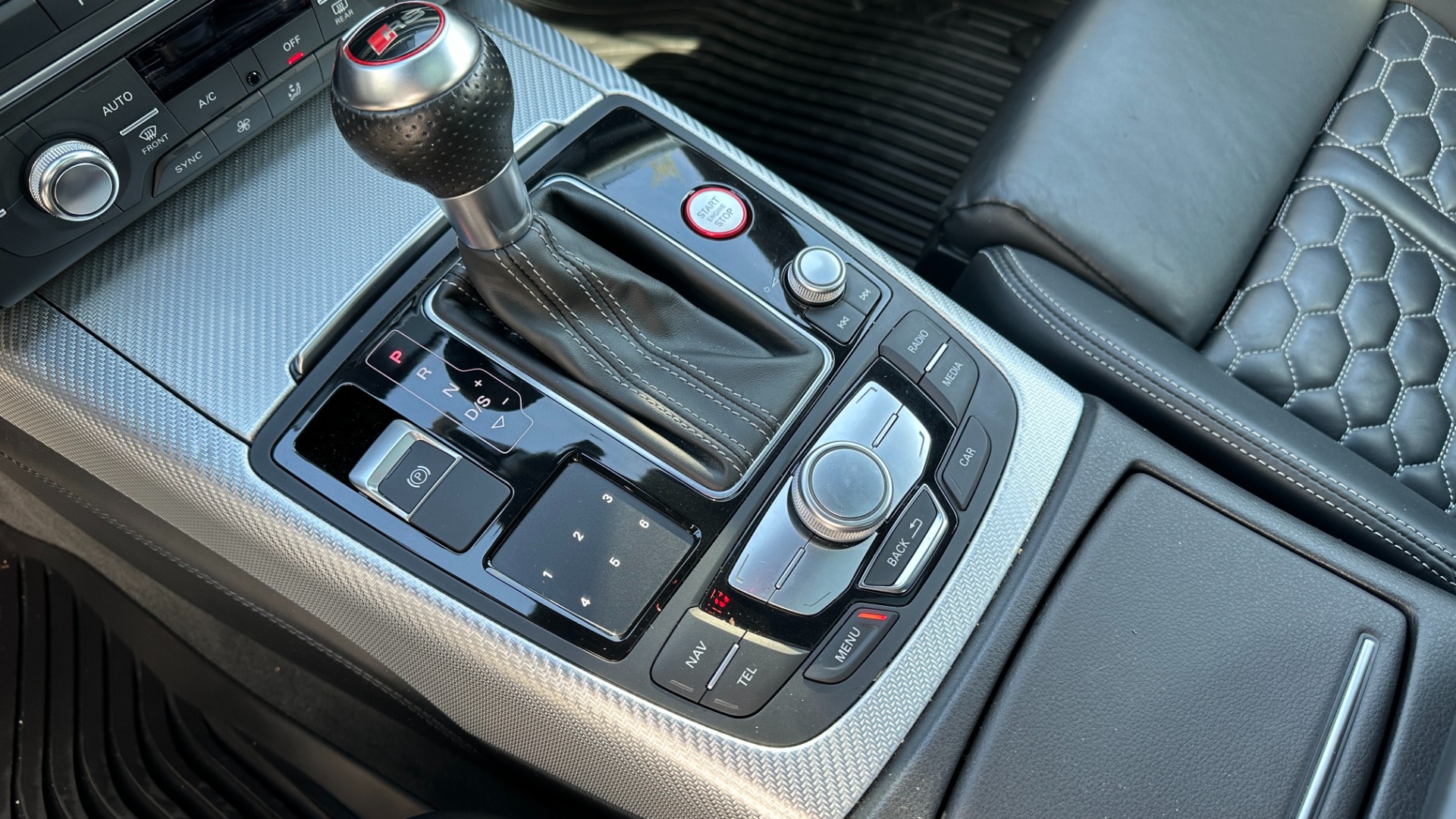 Used 2017 Audi RS 7 PERFORMANCE PRESTIGE / 4.0T 605HP / NIGHT VISION / DRIVER ASSIST / 21IN WHL for sale Sold at Formula Imports in Charlotte NC 28227 15