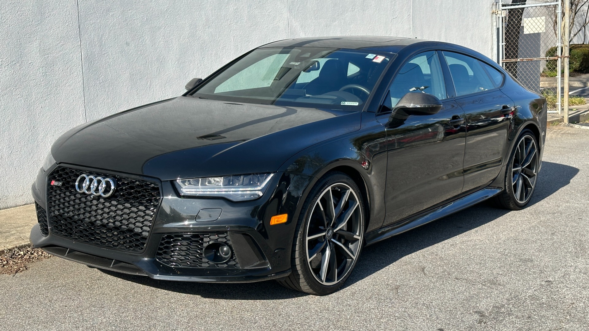 Used 2017 Audi RS 7 PERFORMANCE PRESTIGE / 4.0T 605HP / NIGHT VISION / DRIVER ASSIST / 21IN WHL for sale Sold at Formula Imports in Charlotte NC 28227 2