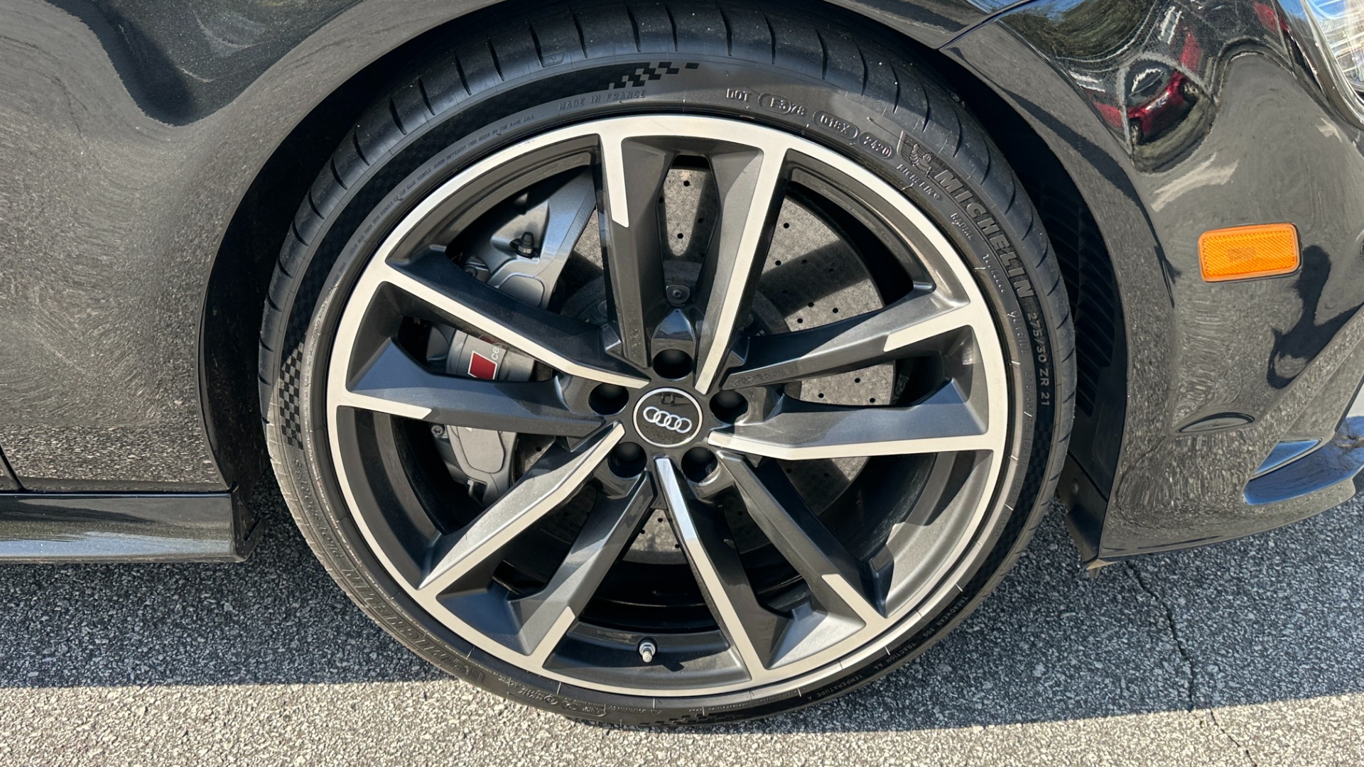 Used 2017 Audi RS 7 PERFORMANCE PRESTIGE / 4.0T 605HP / NIGHT VISION / DRIVER ASSIST / 21IN WHL for sale Sold at Formula Imports in Charlotte NC 28227 31