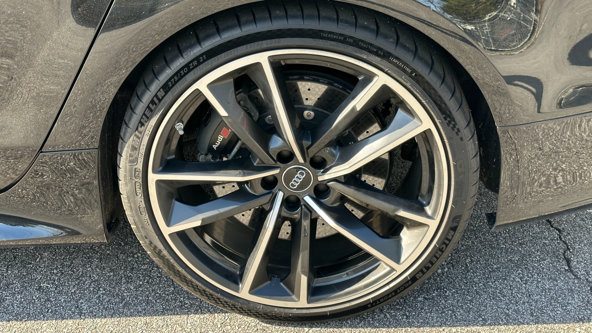 Used 2017 Audi RS 7 PERFORMANCE PRESTIGE / 4.0T 605HP / NIGHT VISION / DRIVER ASSIST / 21IN WHL for sale Sold at Formula Imports in Charlotte NC 28227 34