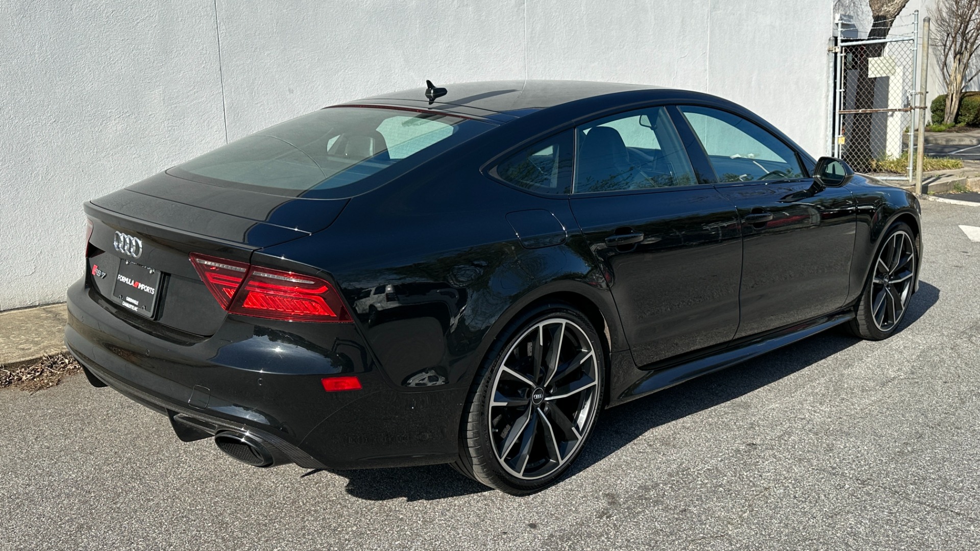 Used 2017 Audi RS 7 PERFORMANCE PRESTIGE / 4.0T 605HP / NIGHT VISION / DRIVER ASSIST / 21IN WHL for sale Sold at Formula Imports in Charlotte NC 28227 7