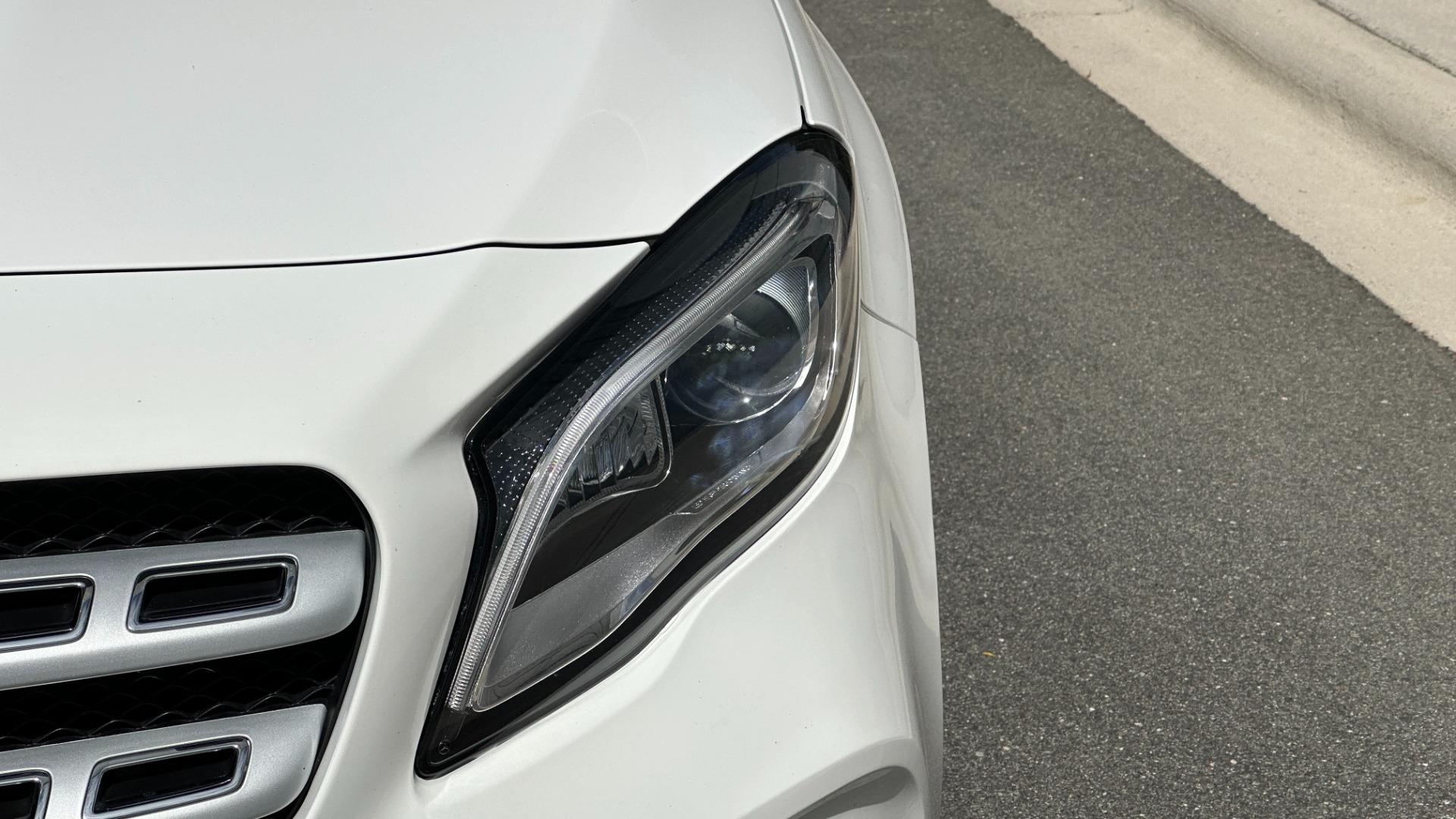 Used 2019 Mercedes-Benz GLA GLA 250 / BLIND SPOT / PANORAMIC ROOF / AMBIENT LIGHTING / CONVENIENCE PKG for sale Sold at Formula Imports in Charlotte NC 28227 37