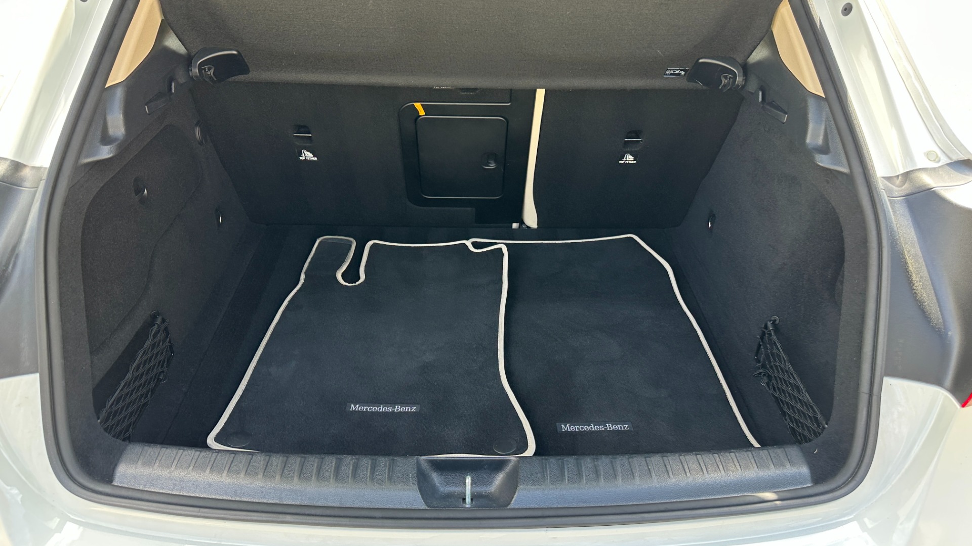 Used 2019 Mercedes-Benz GLA GLA 250 / BLIND SPOT / PANORAMIC ROOF / AMBIENT LIGHTING / CONVENIENCE PKG for sale Sold at Formula Imports in Charlotte NC 28227 42