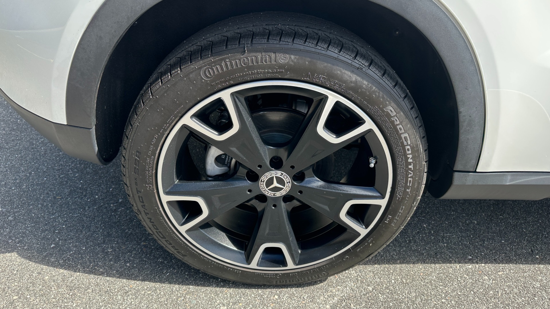 Used 2019 Mercedes-Benz GLA GLA 250 / BLIND SPOT / PANORAMIC ROOF / AMBIENT LIGHTING / CONVENIENCE PKG for sale Sold at Formula Imports in Charlotte NC 28227 45