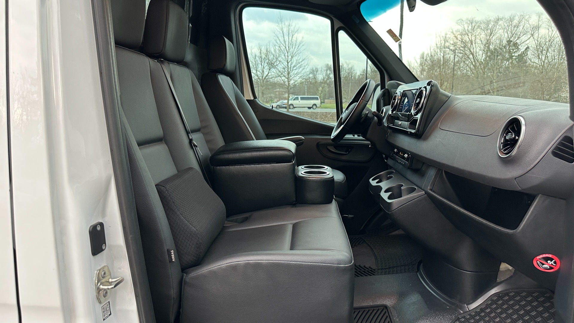 Used 2022 Mercedes-Benz Sprinter Cargo Van OUTLANDER 2500 / CUSTOM BUILT / CUSTOM INTERIOR / ACCESSORIES / SUSPENSION / SOLAR for sale Sold at Formula Imports in Charlotte NC 28227 18