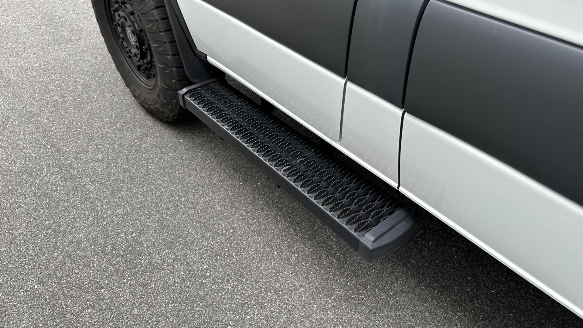 Used 2022 Mercedes-Benz Sprinter Cargo Van OUTLANDER 2500 / CUSTOM BUILT / CUSTOM INTERIOR / ACCESSORIES / SUSPENSION / SOLAR for sale Sold at Formula Imports in Charlotte NC 28227 30