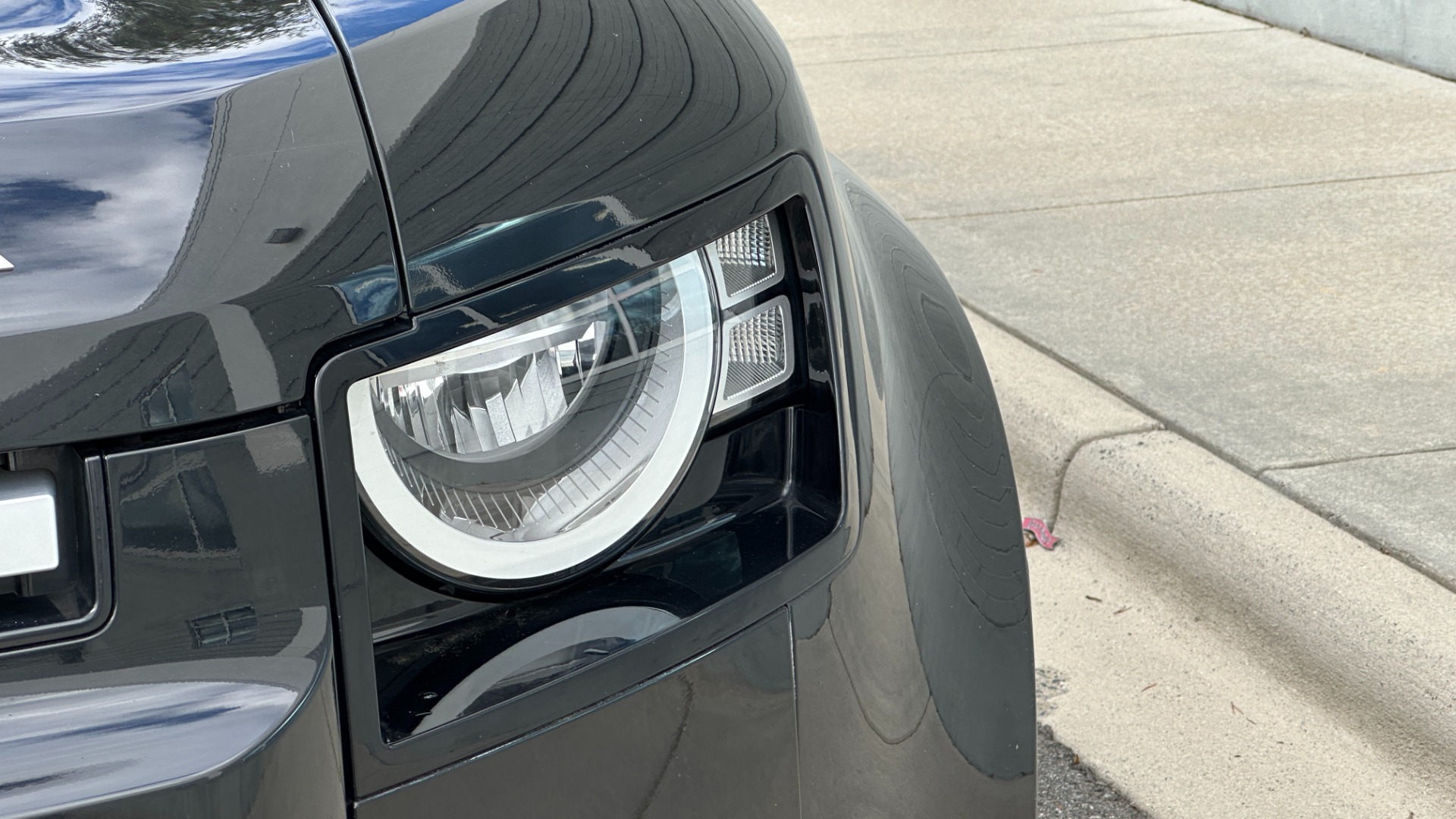 Used 2020 Land Rover Defender S / PANORAMIC ROOF / FOG LIGHTS / CLEARSIGHT MIRROR / 12 WAY HEATED SEATS for sale Sold at Formula Imports in Charlotte NC 28227 48