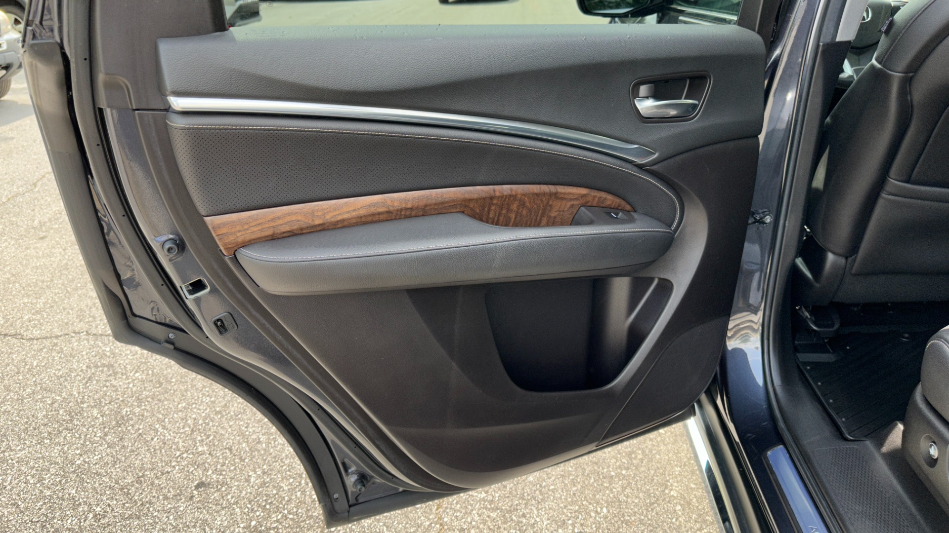 Used 2020 Acura MDX w/Technology Pkg for sale Sold at Formula Imports in Charlotte NC 28227 23