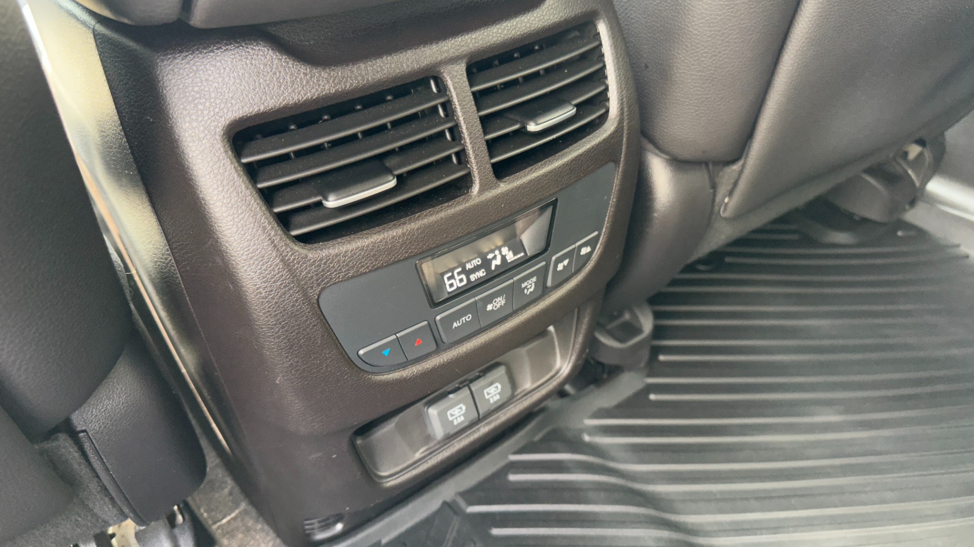 Used 2020 Acura MDX w/Technology Pkg for sale Sold at Formula Imports in Charlotte NC 28227 28