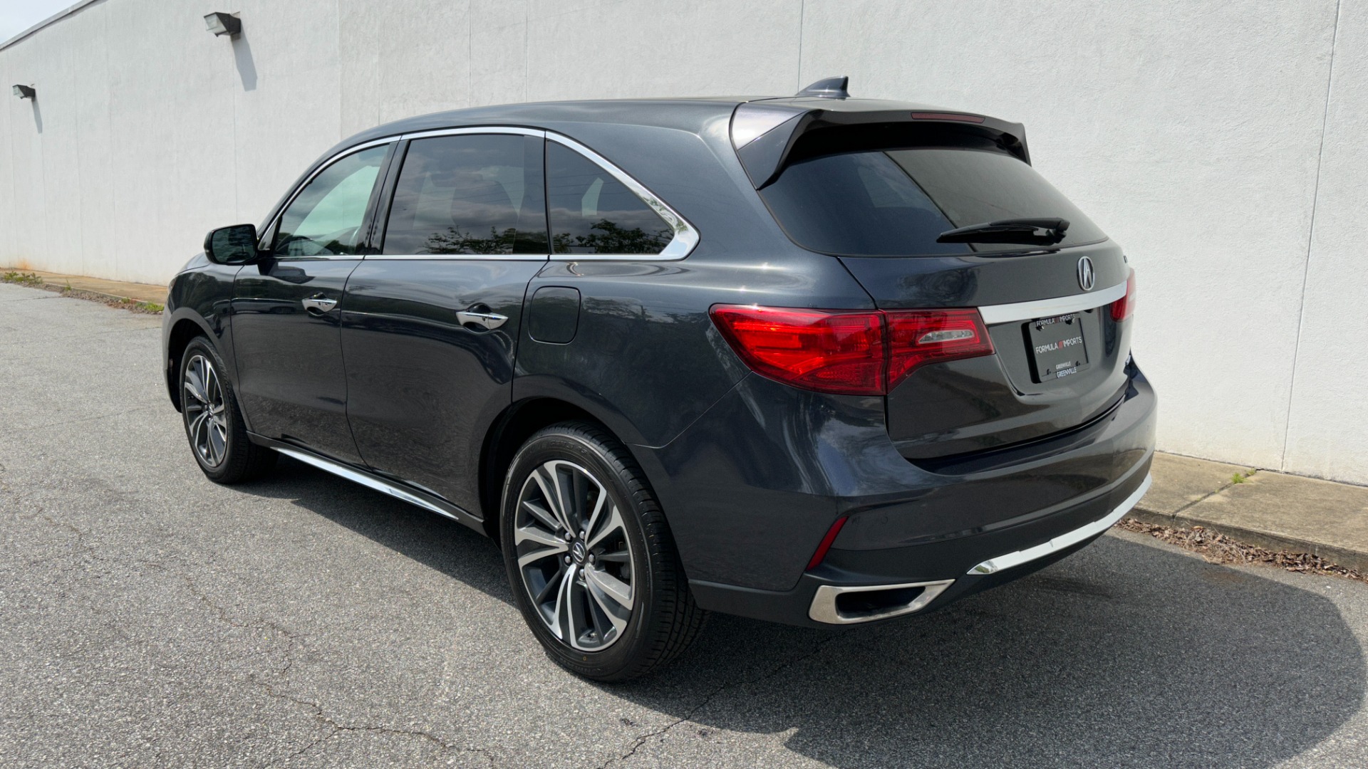 Used 2020 Acura MDX TECHNOLOGY PACKAGE / NAV / BACKUP CAM / SAFETY ASSIST / 3RD ROW / SUNROOF for sale $36,495 at Formula Imports in Charlotte NC 28227 4
