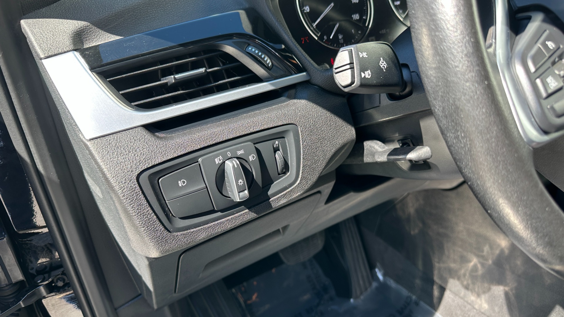 Used 2019 BMW X1 xDrive28i for sale $28,995 at Formula Imports in Charlotte NC 28227 14