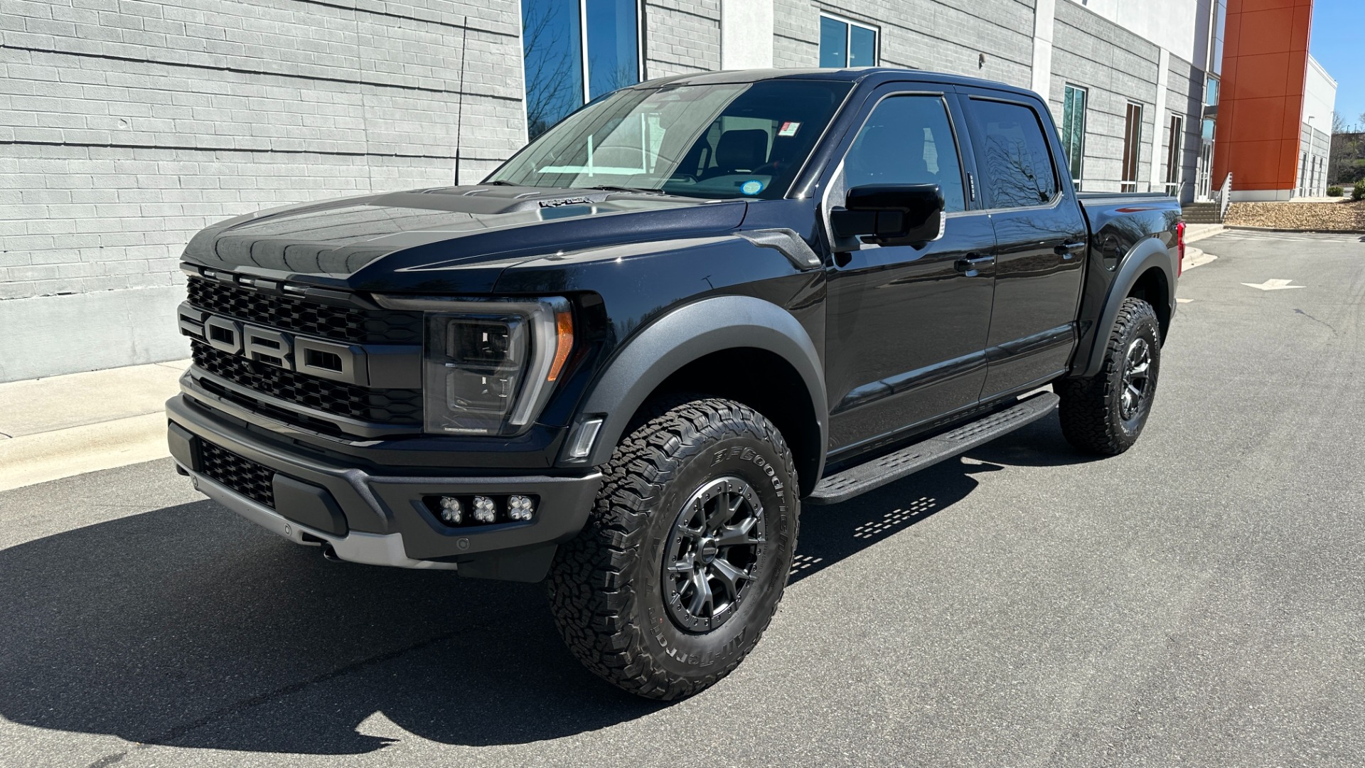 Used 2022 Ford F-150 Raptor 37PP PERFORMANCE PACK / RECARO SEATS / MOONROOF / 801A EQUIP for sale Sold at Formula Imports in Charlotte NC 28227 2