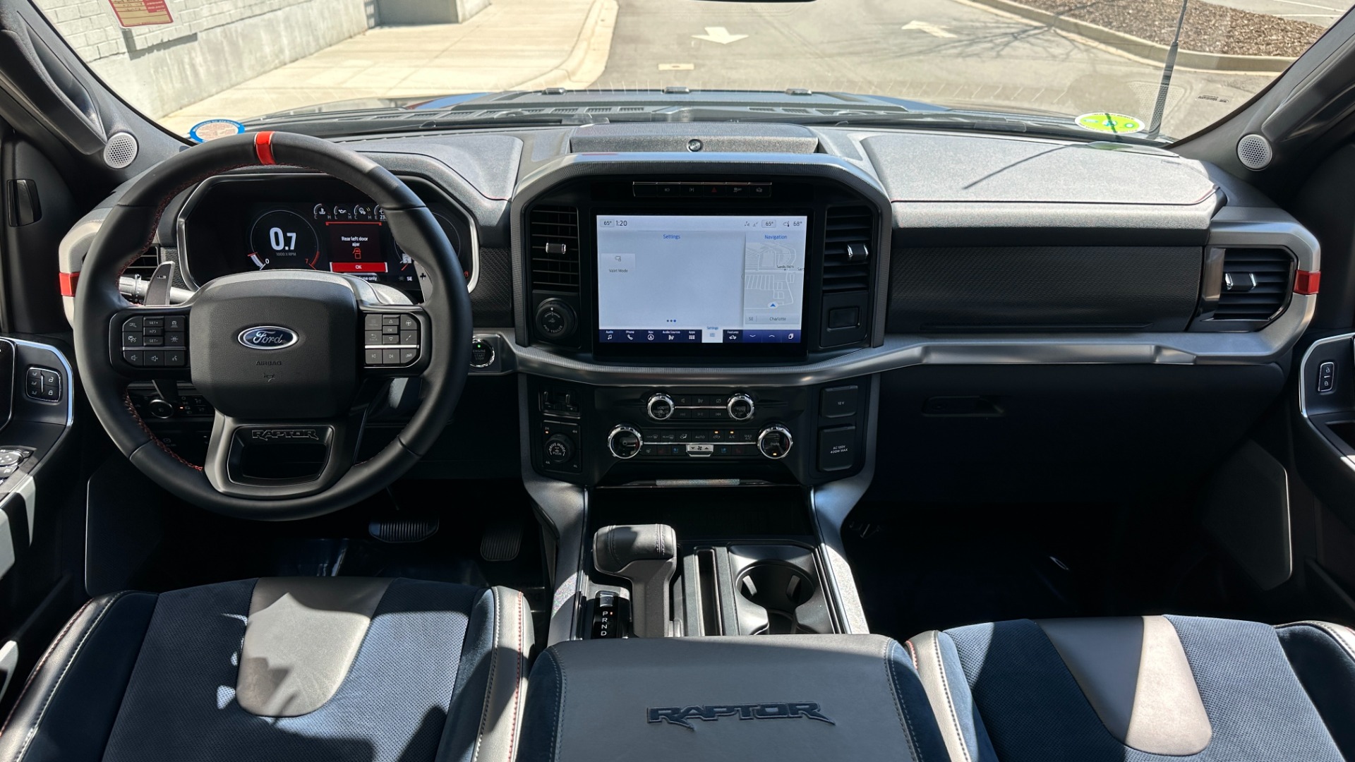 Used 2022 Ford F-150 Raptor 37PP PERFORMANCE PACK / RECARO SEATS / MOONROOF / 801A EQUIP for sale Sold at Formula Imports in Charlotte NC 28227 31