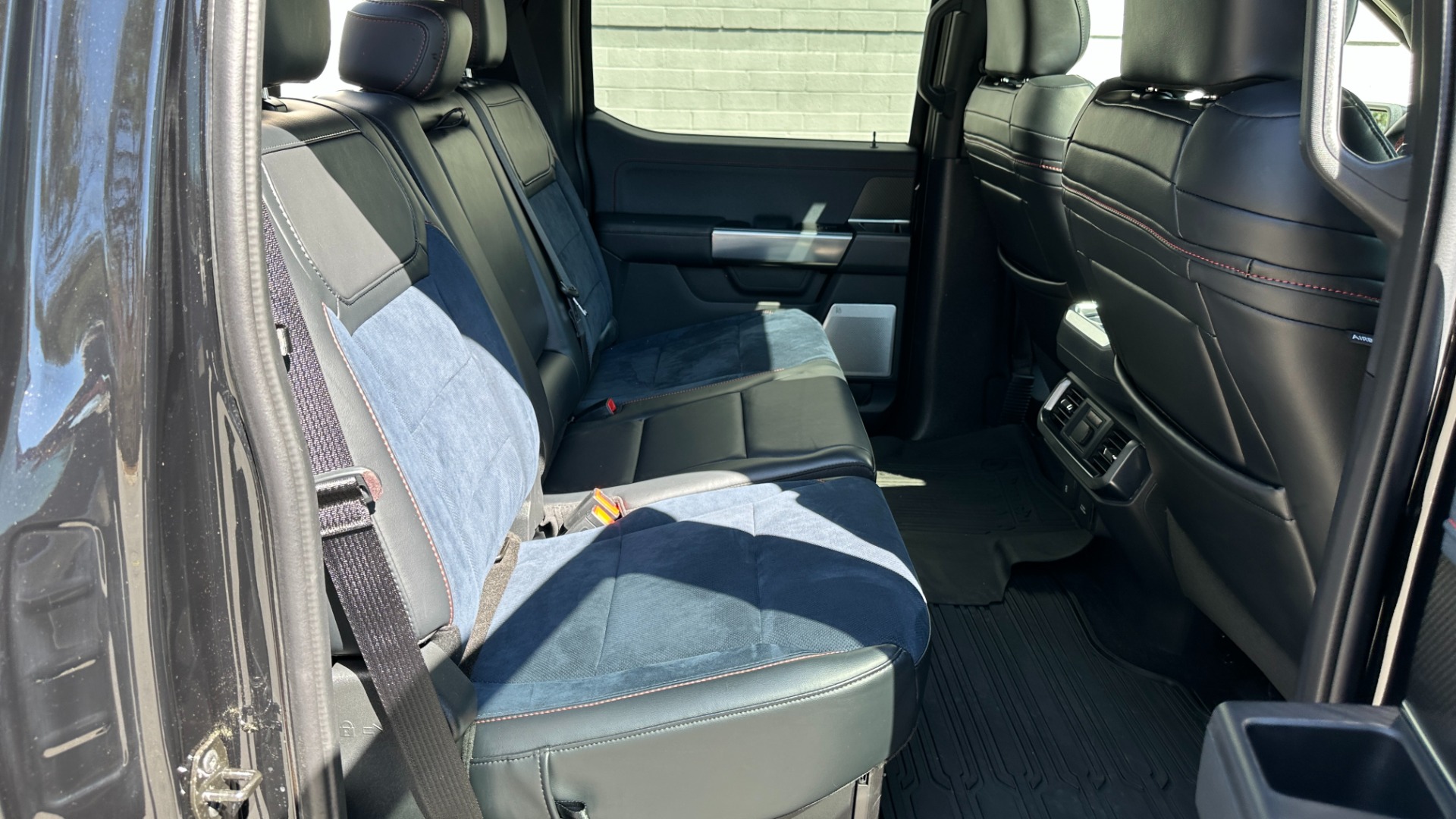 Used 2022 Ford F-150 Raptor 37PP PERFORMANCE PACK / RECARO SEATS / MOONROOF / 801A EQUIP for sale Sold at Formula Imports in Charlotte NC 28227 33