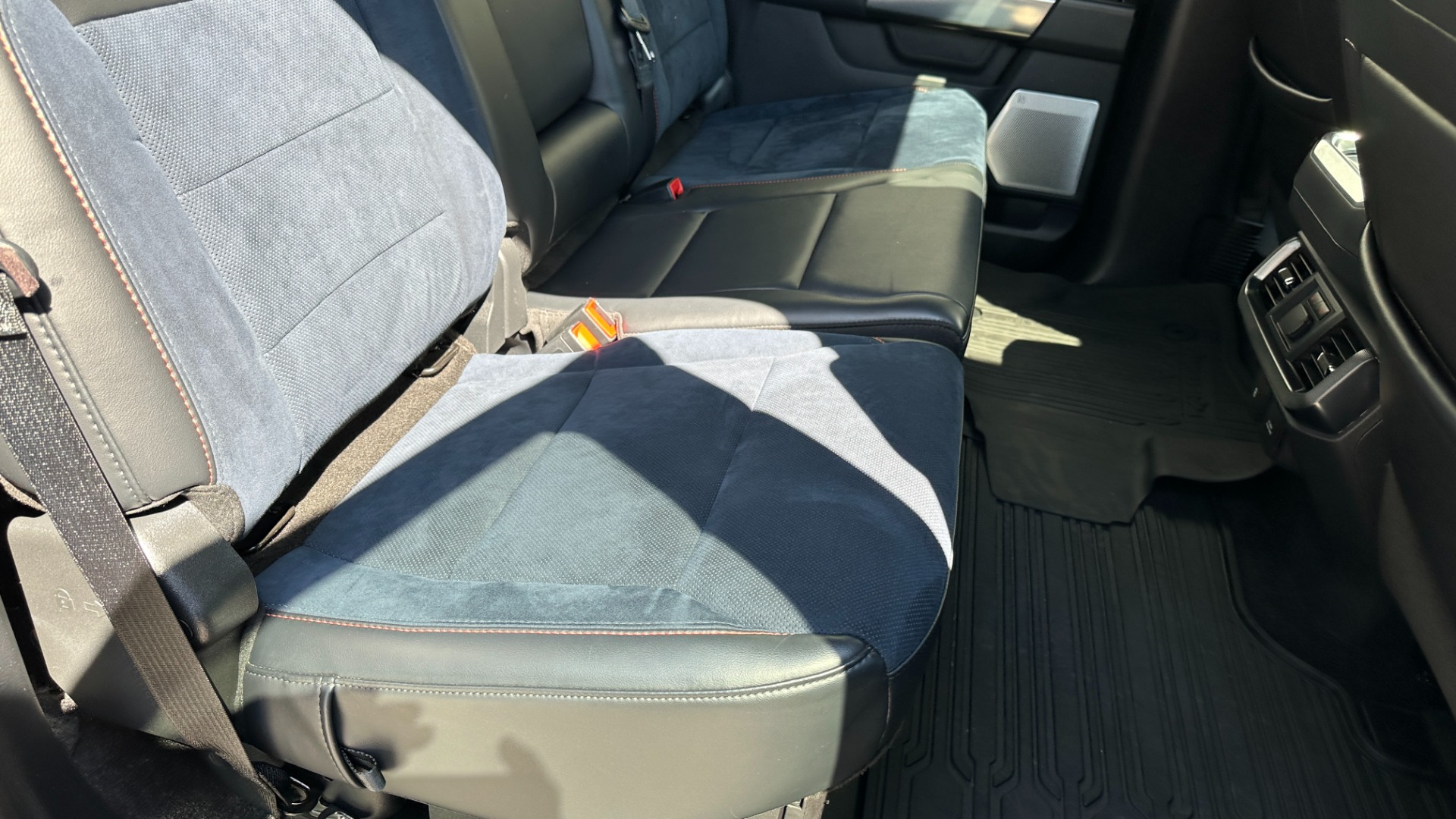 Used 2022 Ford F-150 Raptor 37PP PERFORMANCE PACK / RECARO SEATS / MOONROOF / 801A EQUIP for sale Sold at Formula Imports in Charlotte NC 28227 35
