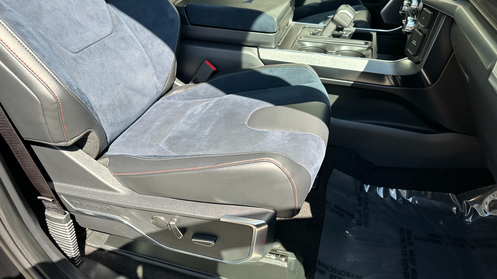 Used 2022 Ford F-150 Raptor 37PP PERFORMANCE PACK / RECARO SEATS / MOONROOF / 801A EQUIP for sale Sold at Formula Imports in Charlotte NC 28227 40