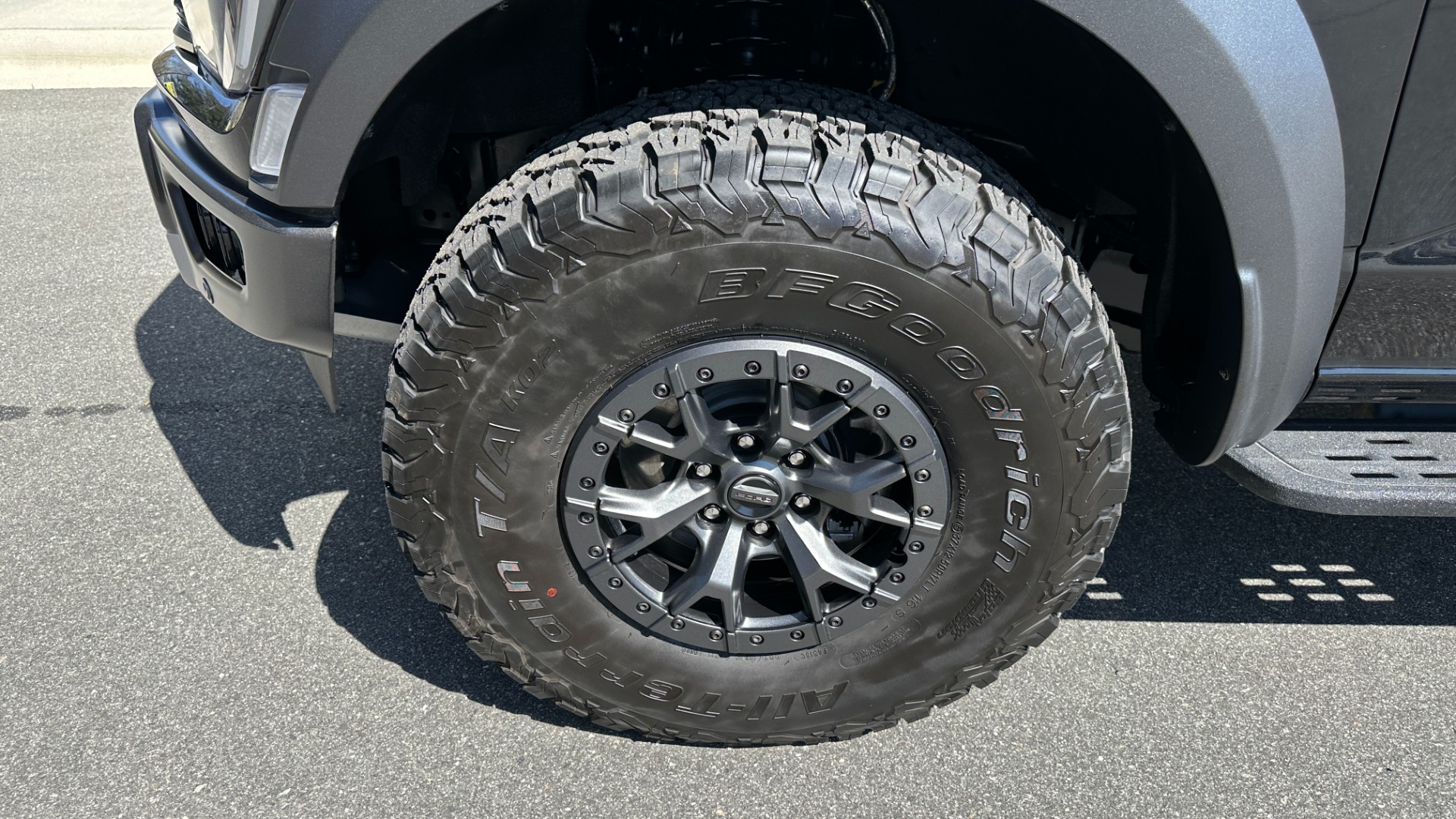 Used 2022 Ford F-150 Raptor 37PP PERFORMANCE PACK / RECARO SEATS / MOONROOF / 801A EQUIP for sale Sold at Formula Imports in Charlotte NC 28227 54