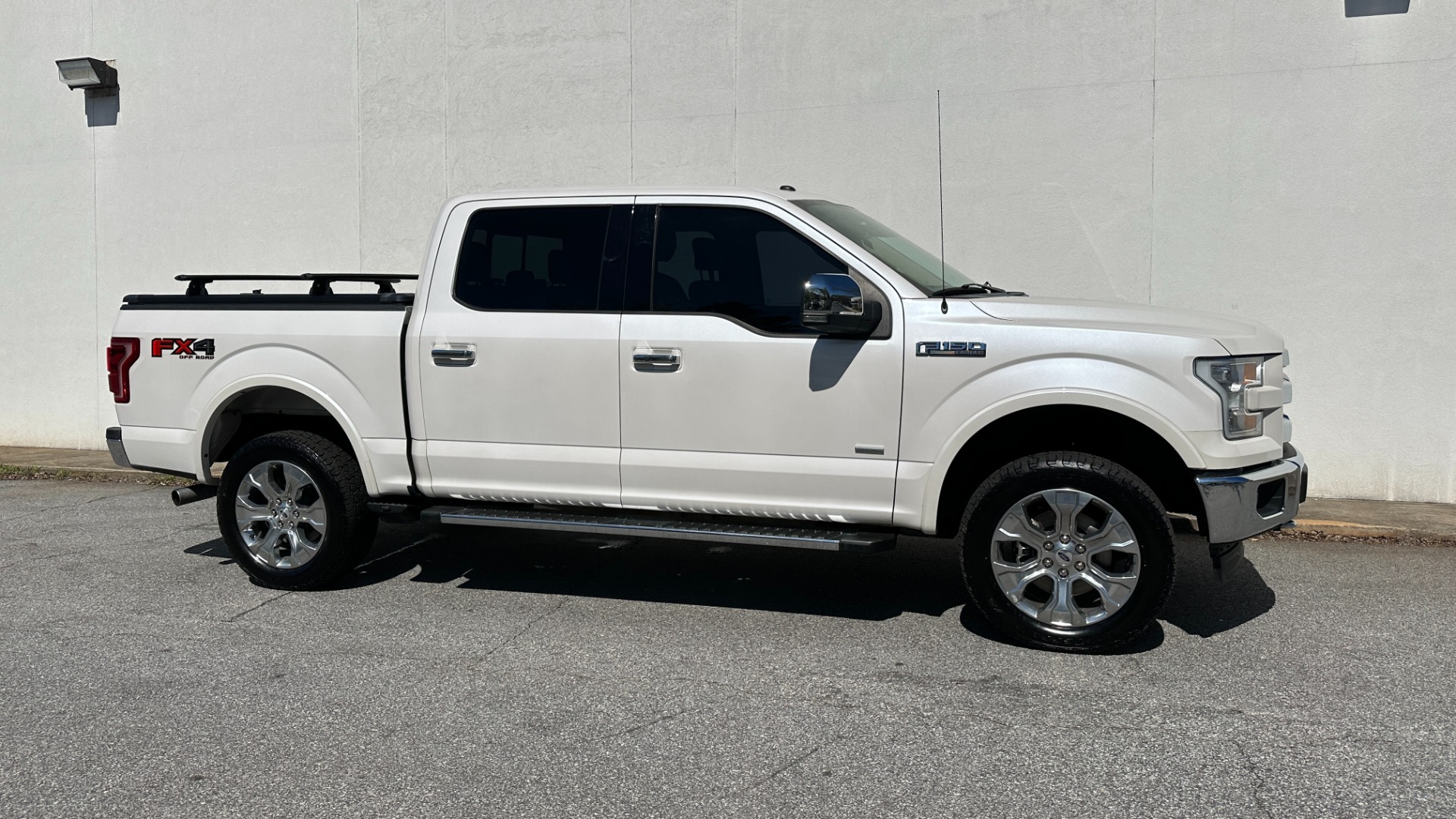 Used 2017 Ford F-150 LARIAT / FX4 OFFROAD PKG / TECHNOLOGY PKG / MOONROOF for sale $34,995 at Formula Imports in Charlotte NC 28227 5