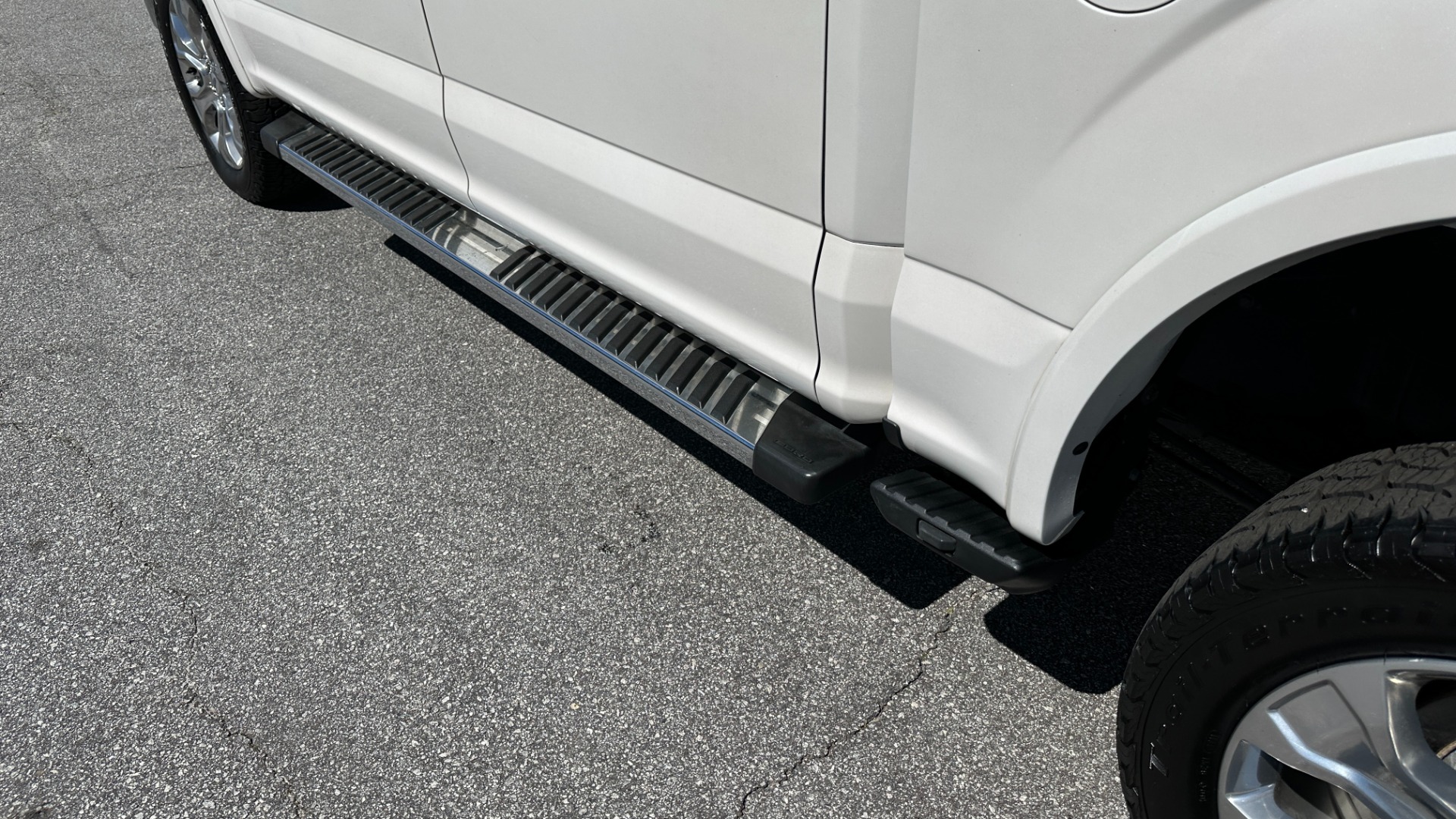 Used 2017 Ford F-150 LARIAT / FX4 OFFROAD PKG / TECHNOLOGY PKG / MOONROOF for sale $34,995 at Formula Imports in Charlotte NC 28227 55