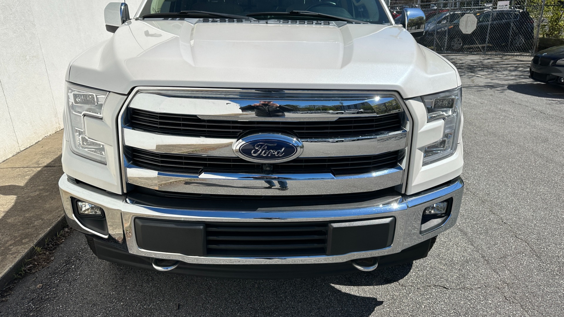 Used 2017 Ford F-150 LARIAT / FX4 OFFROAD PKG / TECHNOLOGY PKG / MOONROOF for sale $34,995 at Formula Imports in Charlotte NC 28227 8