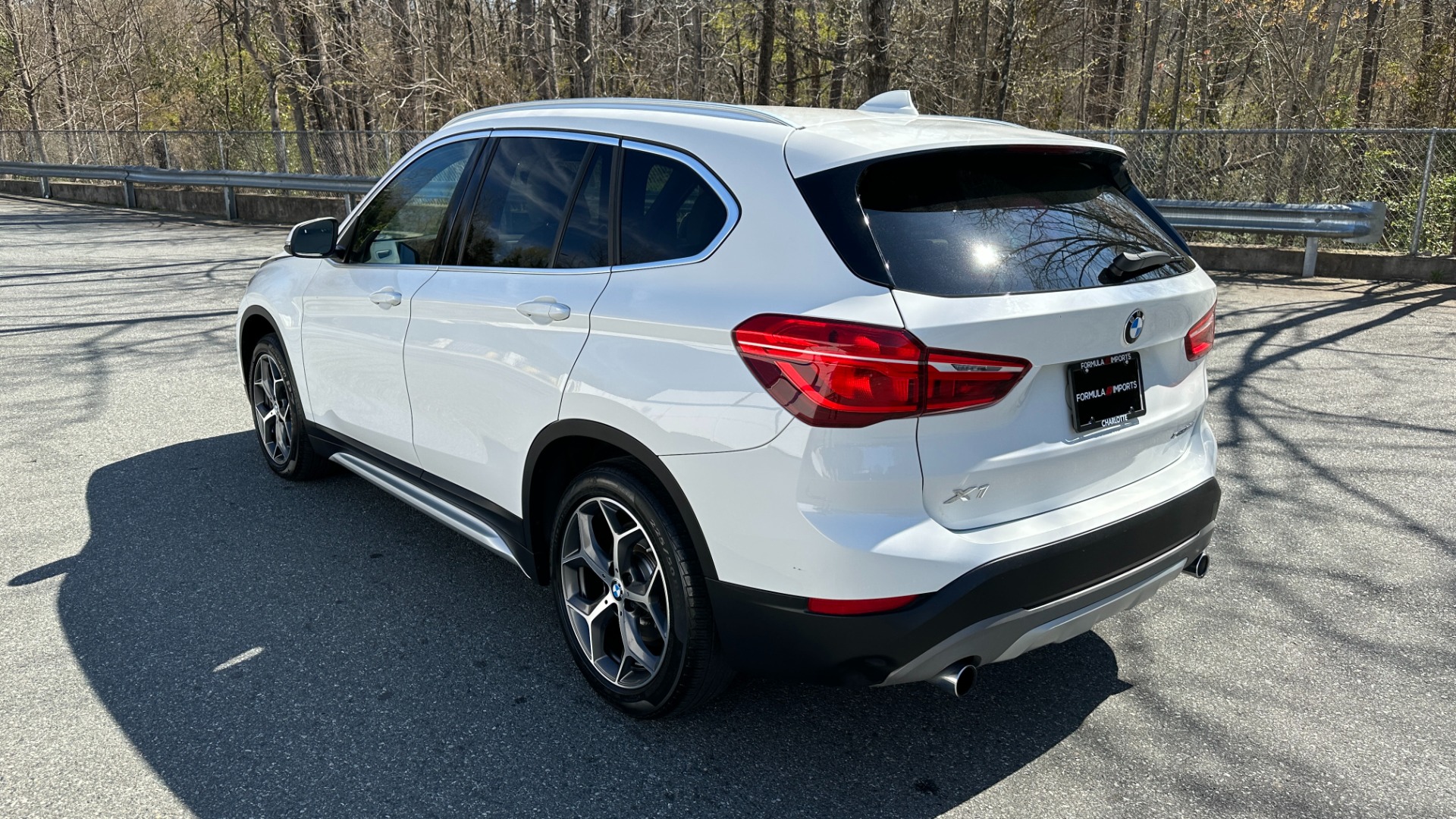 Used 2018 BMW X1 xDrive28i / HEATED SEATS / BACKUP CAMERA / CARGO COVER for sale Sold at Formula Imports in Charlotte NC 28227 7
