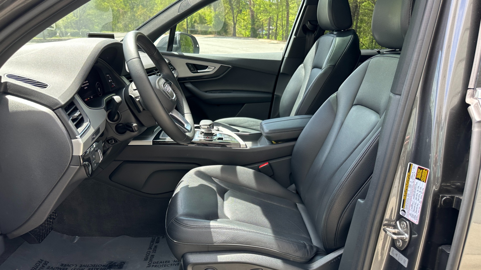 Used 2019 Audi Q7 PREMIUM PLUS / COLD WEATHER PACKAGE / LEATHER / SUNSHADES / NAV for sale $36,995 at Formula Imports in Charlotte NC 28227 19