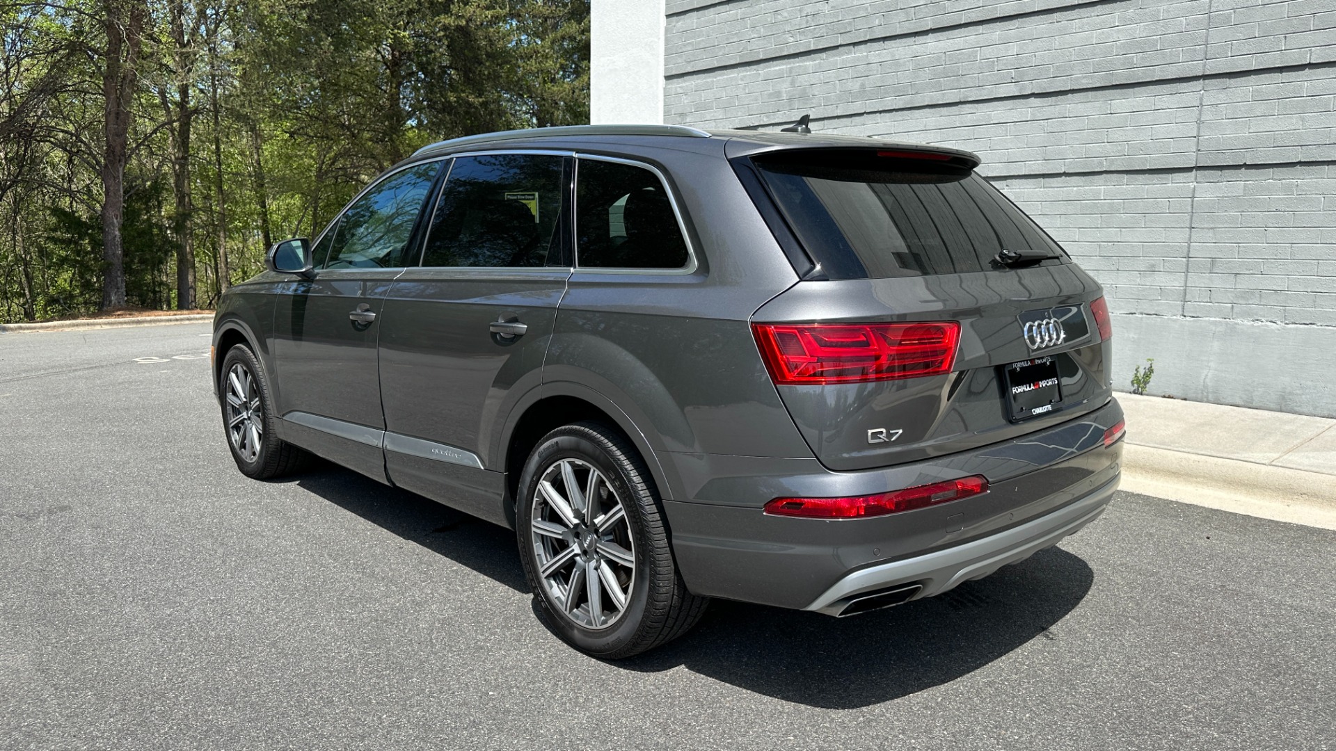 Used 2019 Audi Q7 PREMIUM PLUS / COLD WEATHER PACKAGE / LEATHER / SUNSHADES / NAV for sale Sold at Formula Imports in Charlotte NC 28227 4