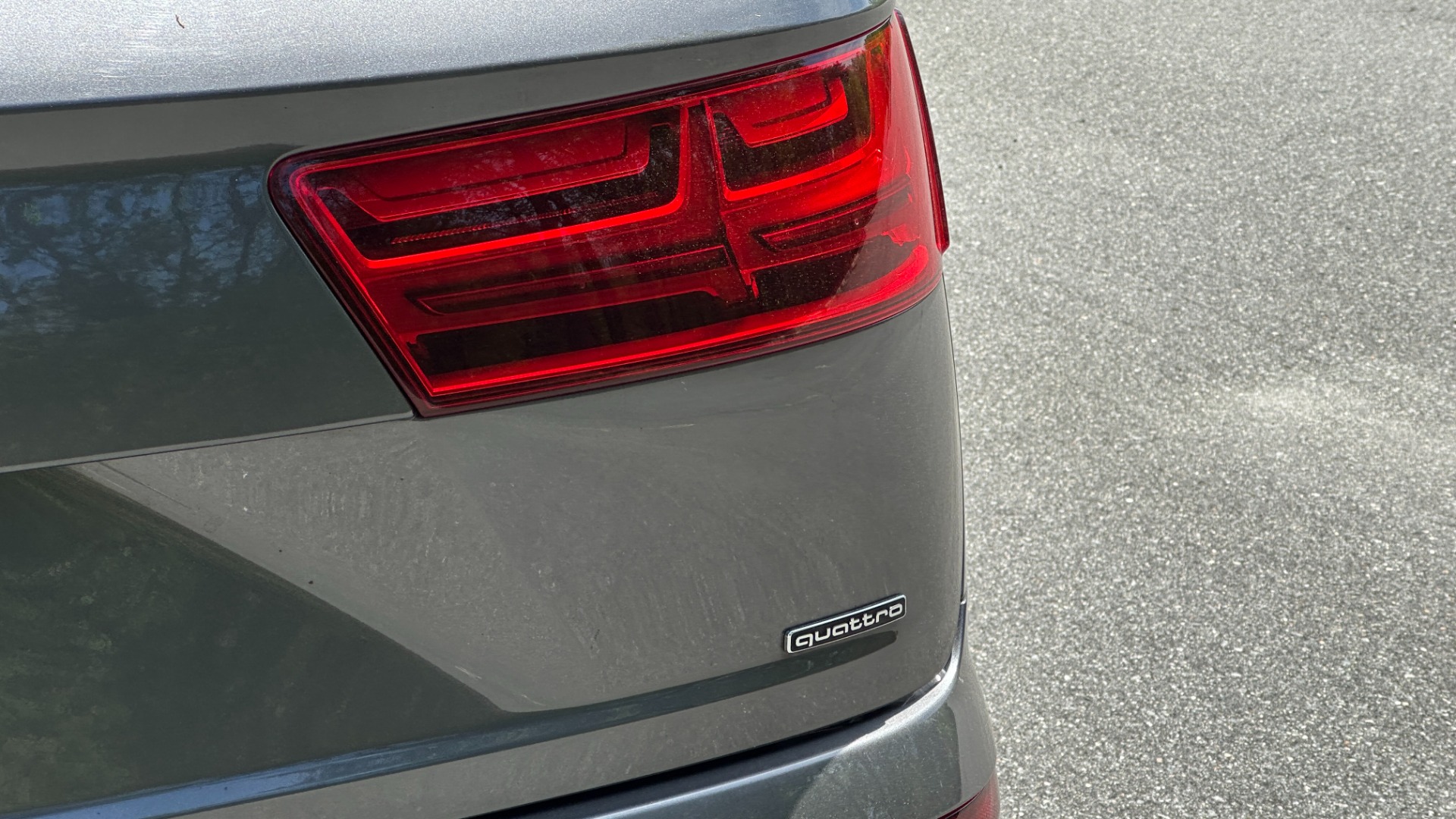 Used 2019 Audi Q7 PREMIUM PLUS / COLD WEATHER PACKAGE / LEATHER / SUNSHADES / NAV for sale $36,995 at Formula Imports in Charlotte NC 28227 44