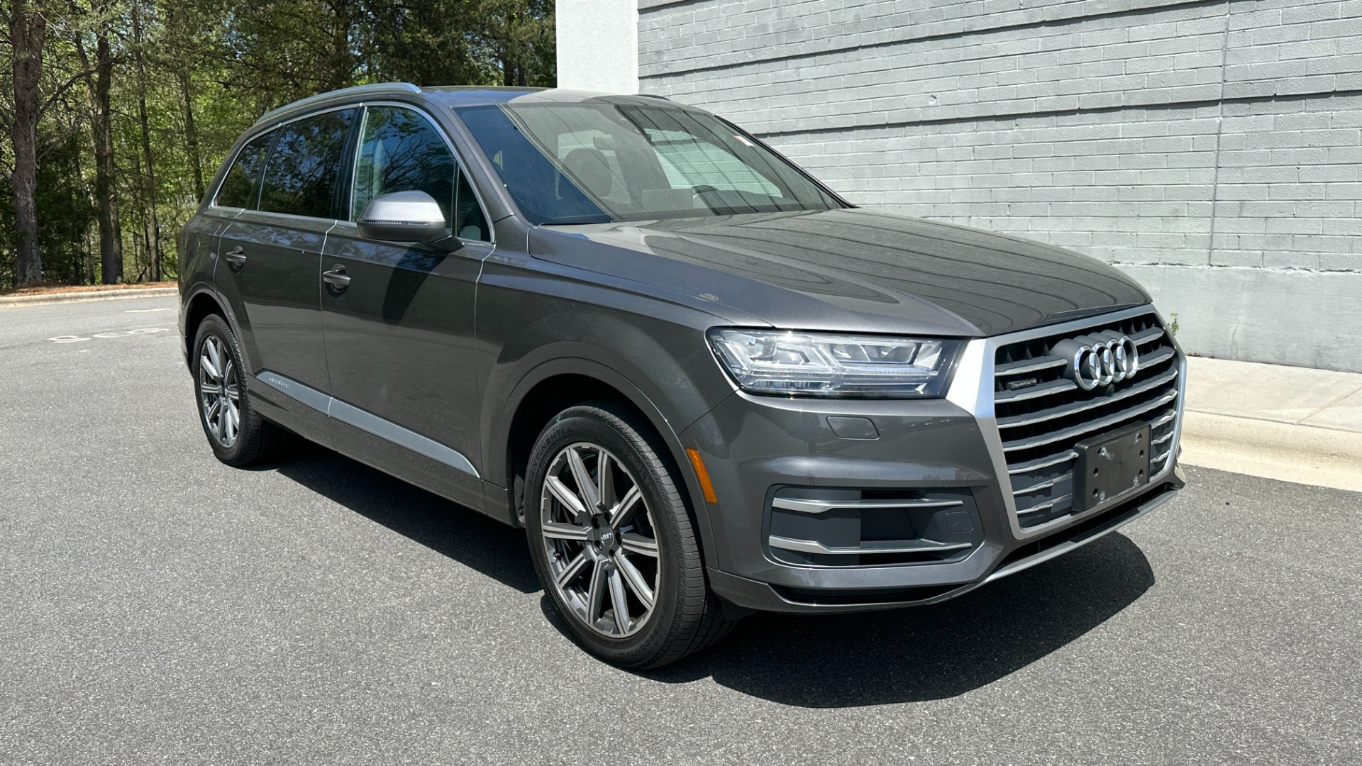 Used 2019 Audi Q7 PREMIUM PLUS / COLD WEATHER PACKAGE / LEATHER / SUNSHADES / NAV for sale Sold at Formula Imports in Charlotte NC 28227 5