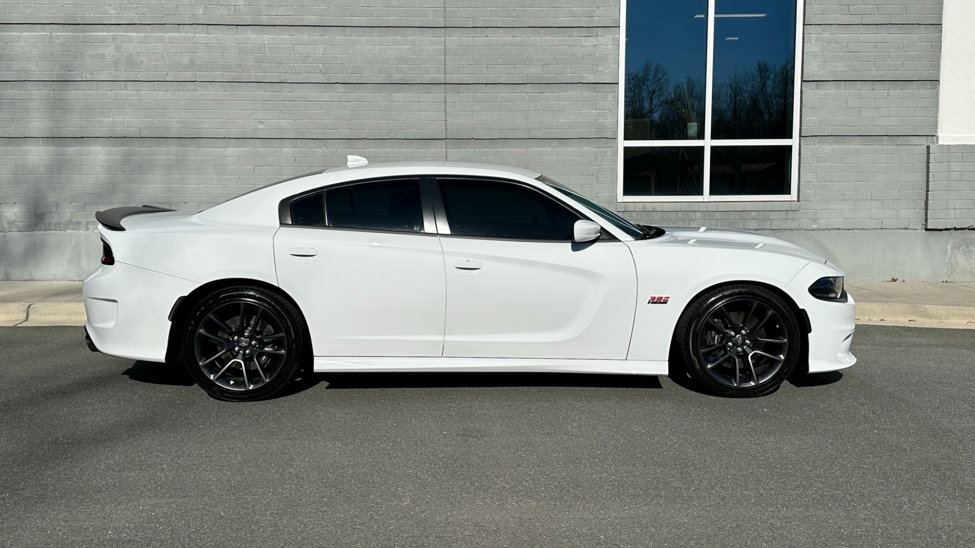 Used 2021 Dodge Charger SCAT PACK / 6.4L V8 HEMI / TOUCH SCREEN / ALPINE AUDIO / CLOTH for sale Sold at Formula Imports in Charlotte NC 28227 3