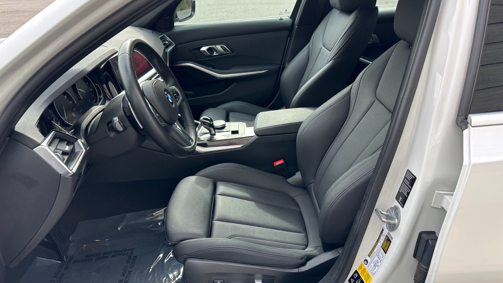 Used 2020 BMW 3 Series 330i xDrive / CONVENIENCE PKG / HEATED STEERING / HEATED SEATS / AWD / SUNR for sale Sold at Formula Imports in Charlotte NC 28227 12