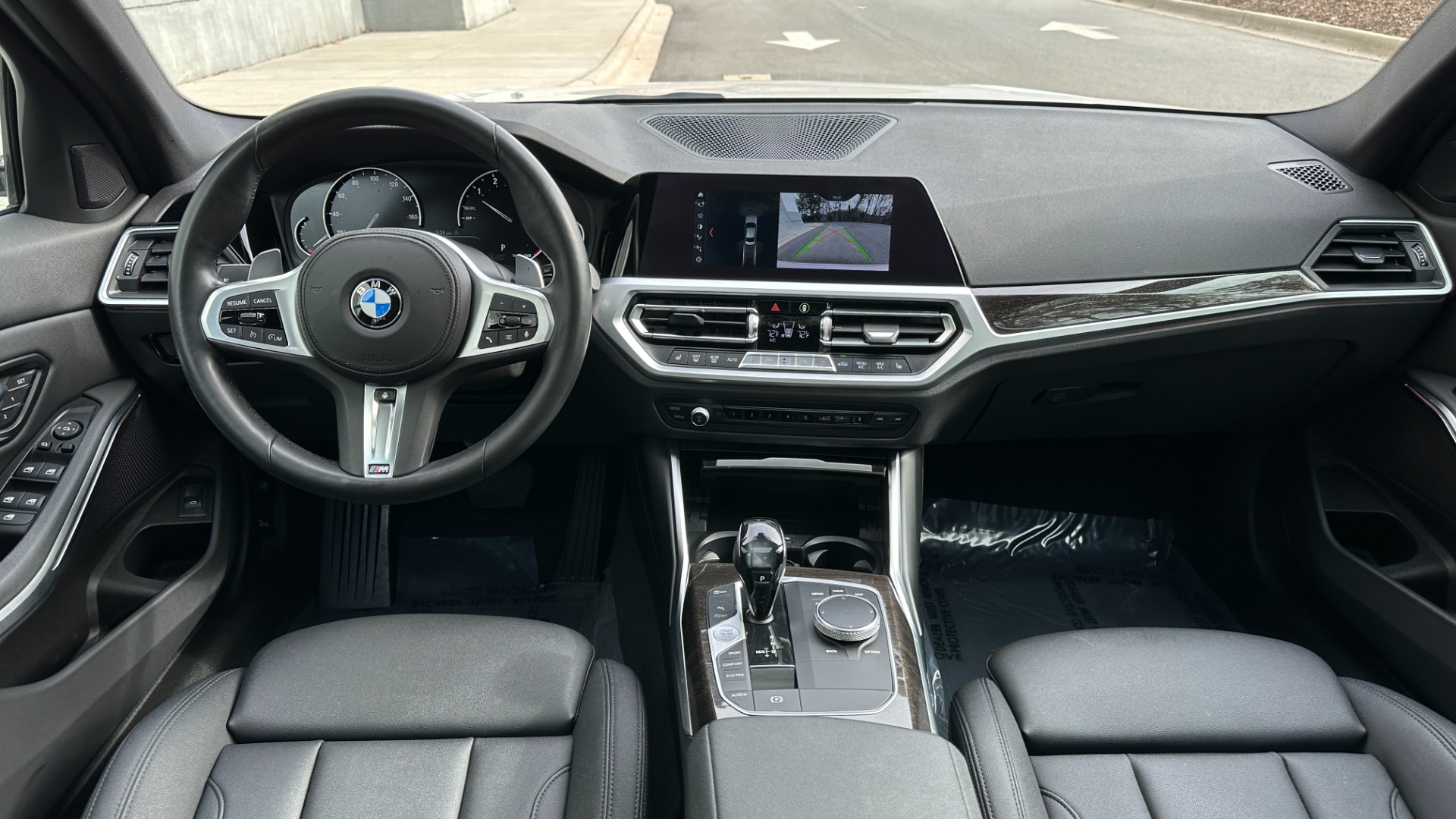Used 2020 BMW 3 Series 330i xDrive / CONVENIENCE PKG / HEATED STEERING / HEATED SEATS / AWD / SUNR for sale Sold at Formula Imports in Charlotte NC 28227 28