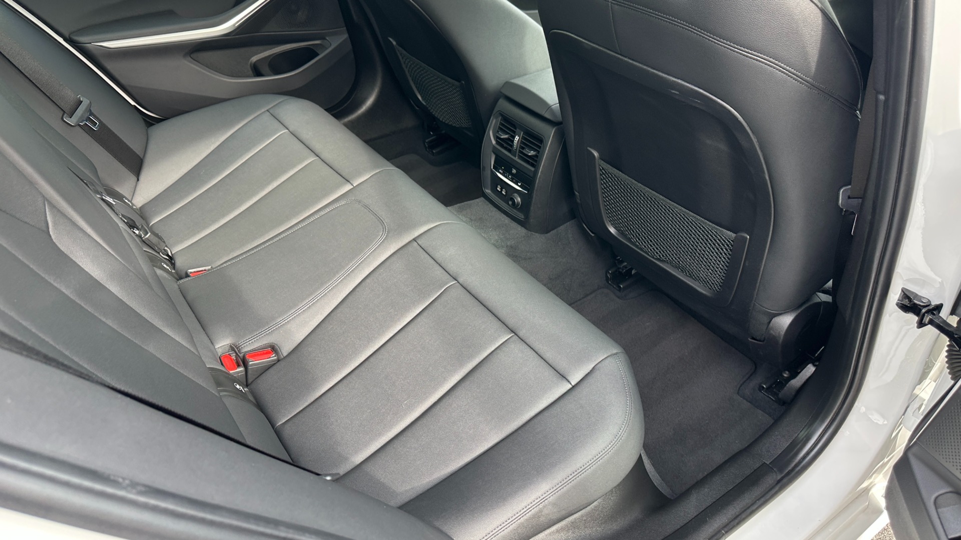 Used 2020 BMW 3 Series 330i xDrive / CONVENIENCE PKG / HEATED STEERING / HEATED SEATS / AWD / SUNR for sale Sold at Formula Imports in Charlotte NC 28227 30