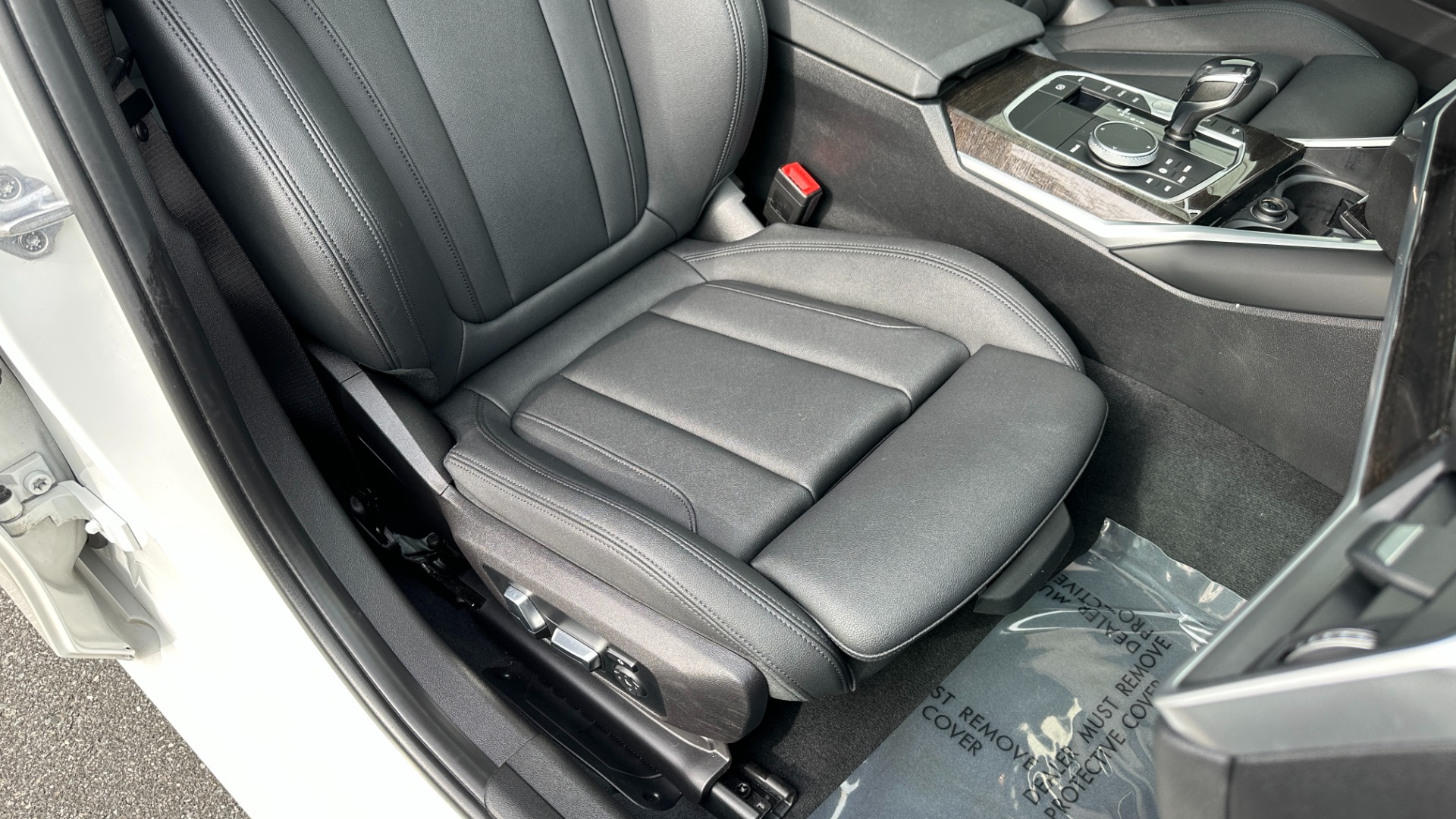 Used 2020 BMW 3 Series 330i xDrive / CONVENIENCE PKG / HEATED STEERING / HEATED SEATS / AWD / SUNR for sale Sold at Formula Imports in Charlotte NC 28227 35