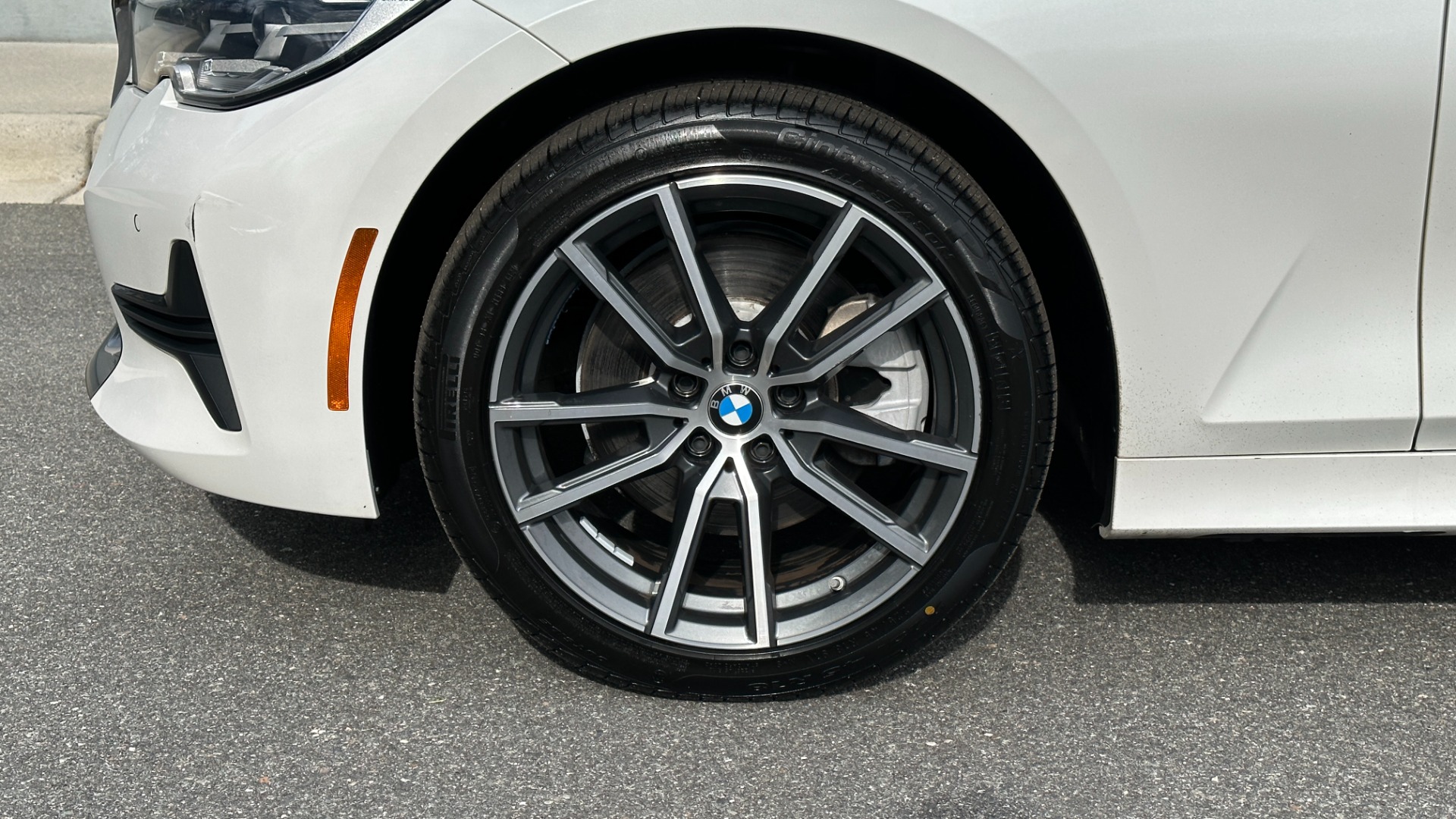 Used 2020 BMW 3 Series 330i xDrive / CONVENIENCE PKG / HEATED STEERING / HEATED SEATS / AWD / SUNR for sale Sold at Formula Imports in Charlotte NC 28227 43